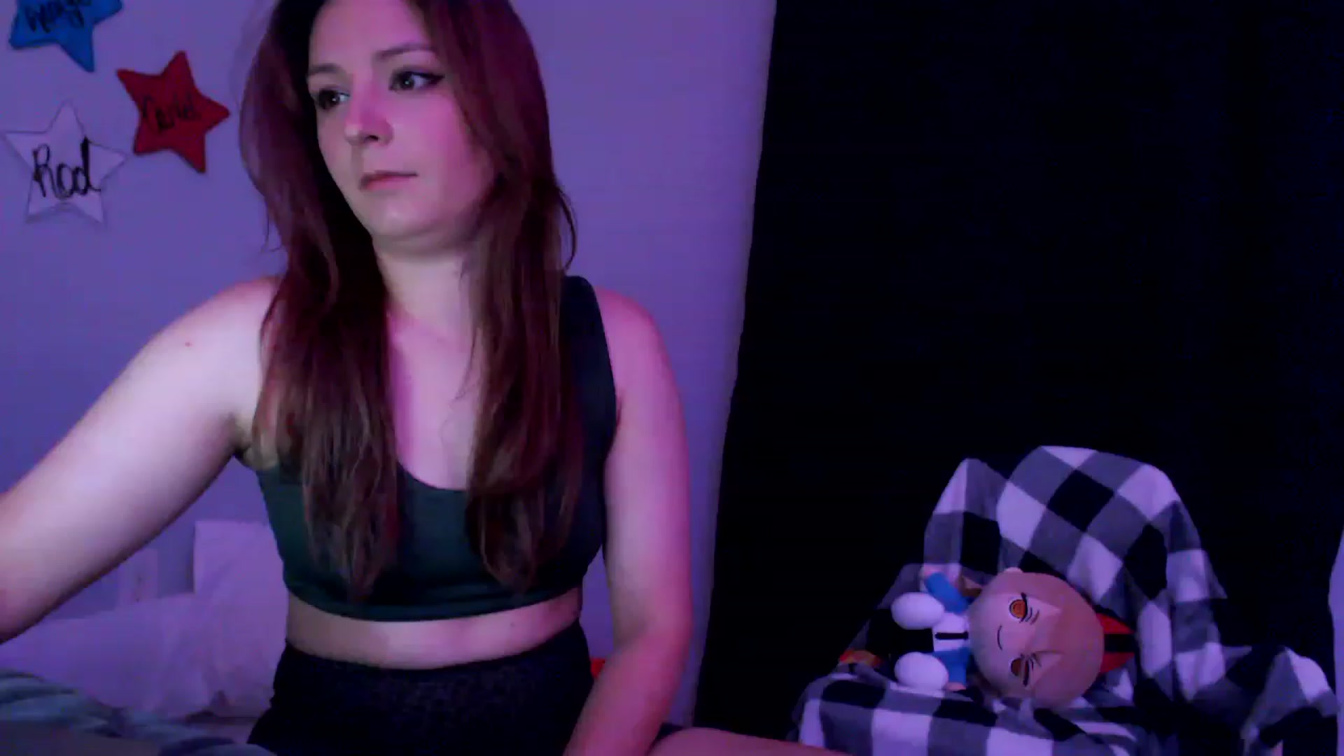 Gallery image thumbnail from EmmyLove's myfreecams stream on, 08/03/2023, 04:01 image 4 of 20