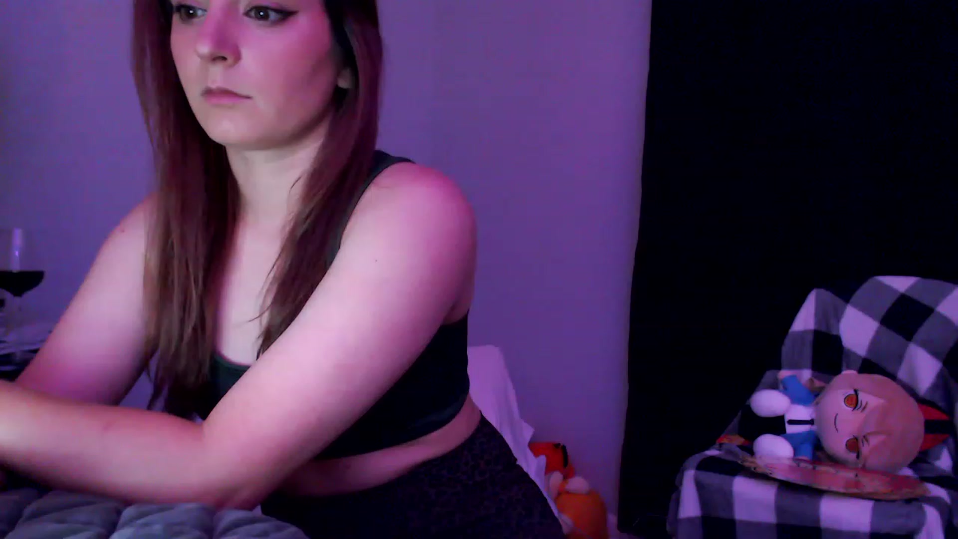 Gallery image thumbnail from EmmyLove's myfreecams stream on, 08/03/2023, 04:01 image 18 of 20
