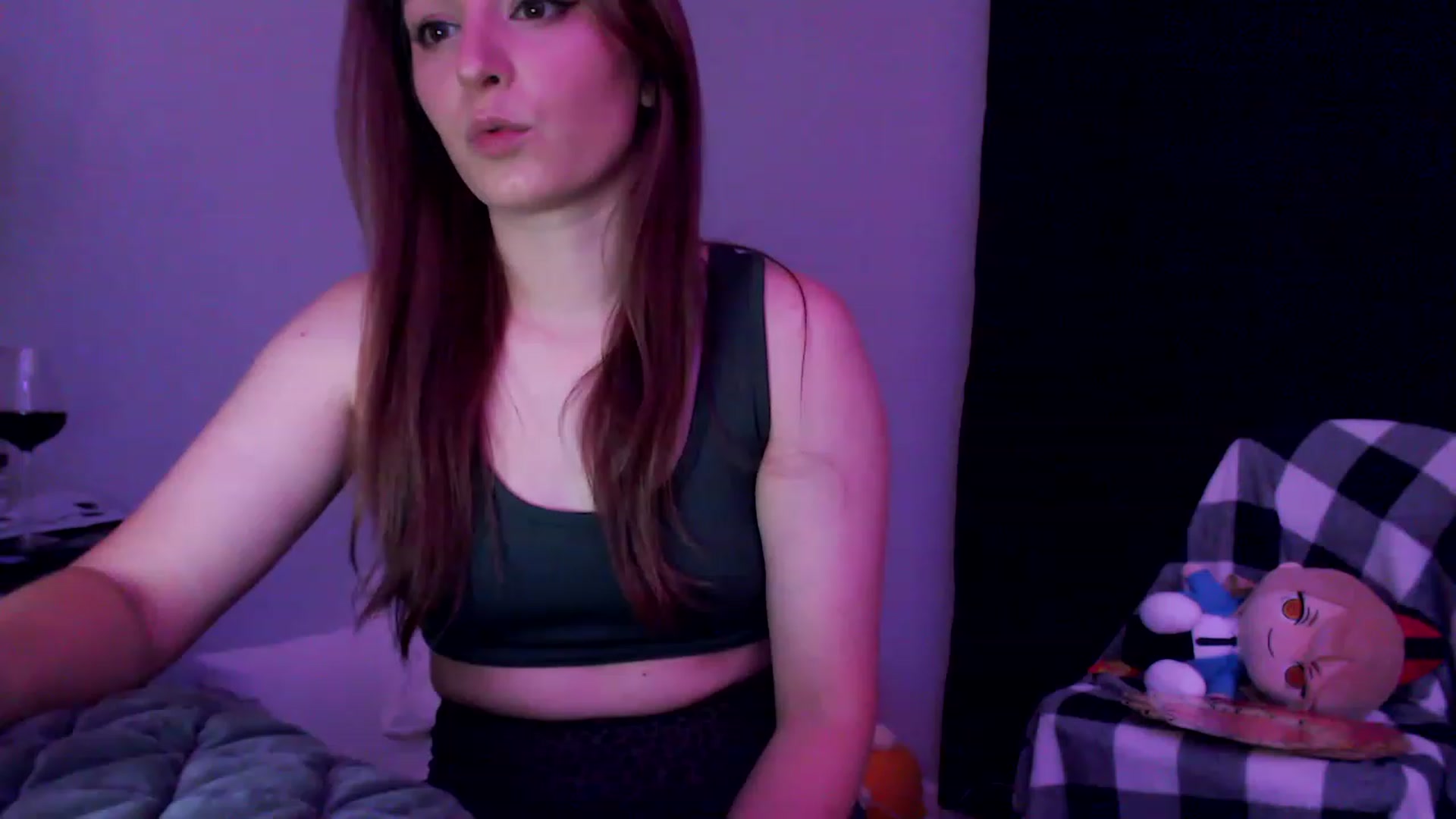 Gallery image thumbnail from EmmyLove's myfreecams stream on, 08/03/2023, 04:01 image 17 of 20