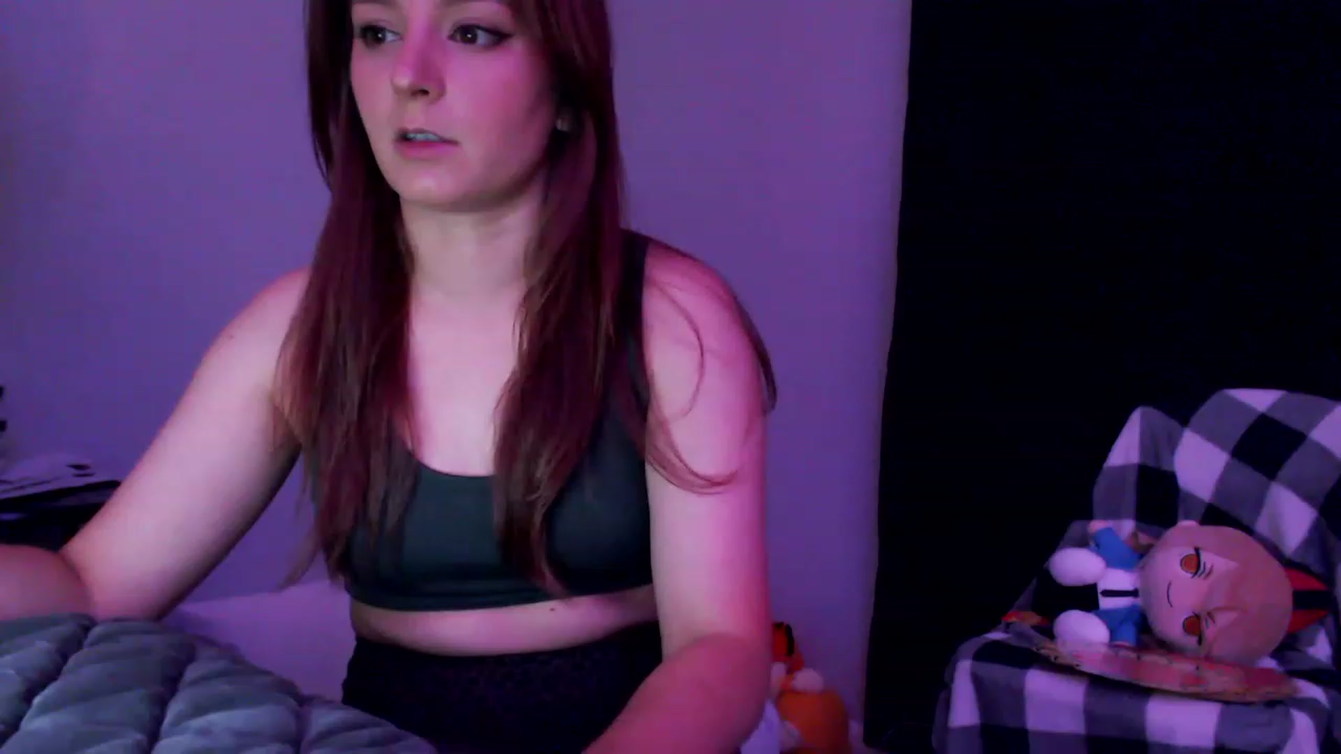Gallery image thumbnail from EmmyLove's myfreecams stream on, 08/03/2023, 06:10 image 3 of 20