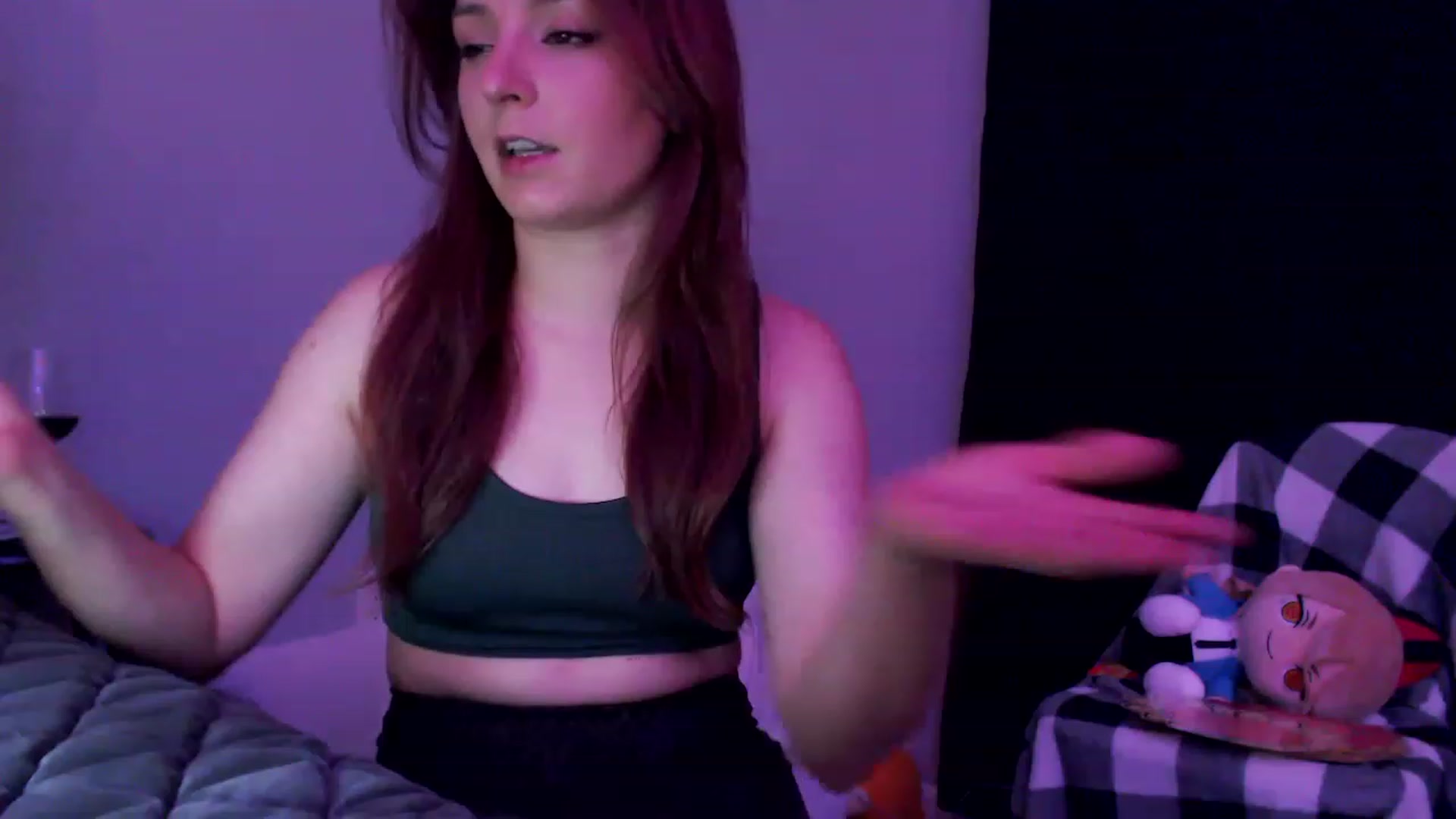 Gallery image thumbnail from EmmyLove's myfreecams stream on, 08/03/2023, 06:10 image 2 of 20