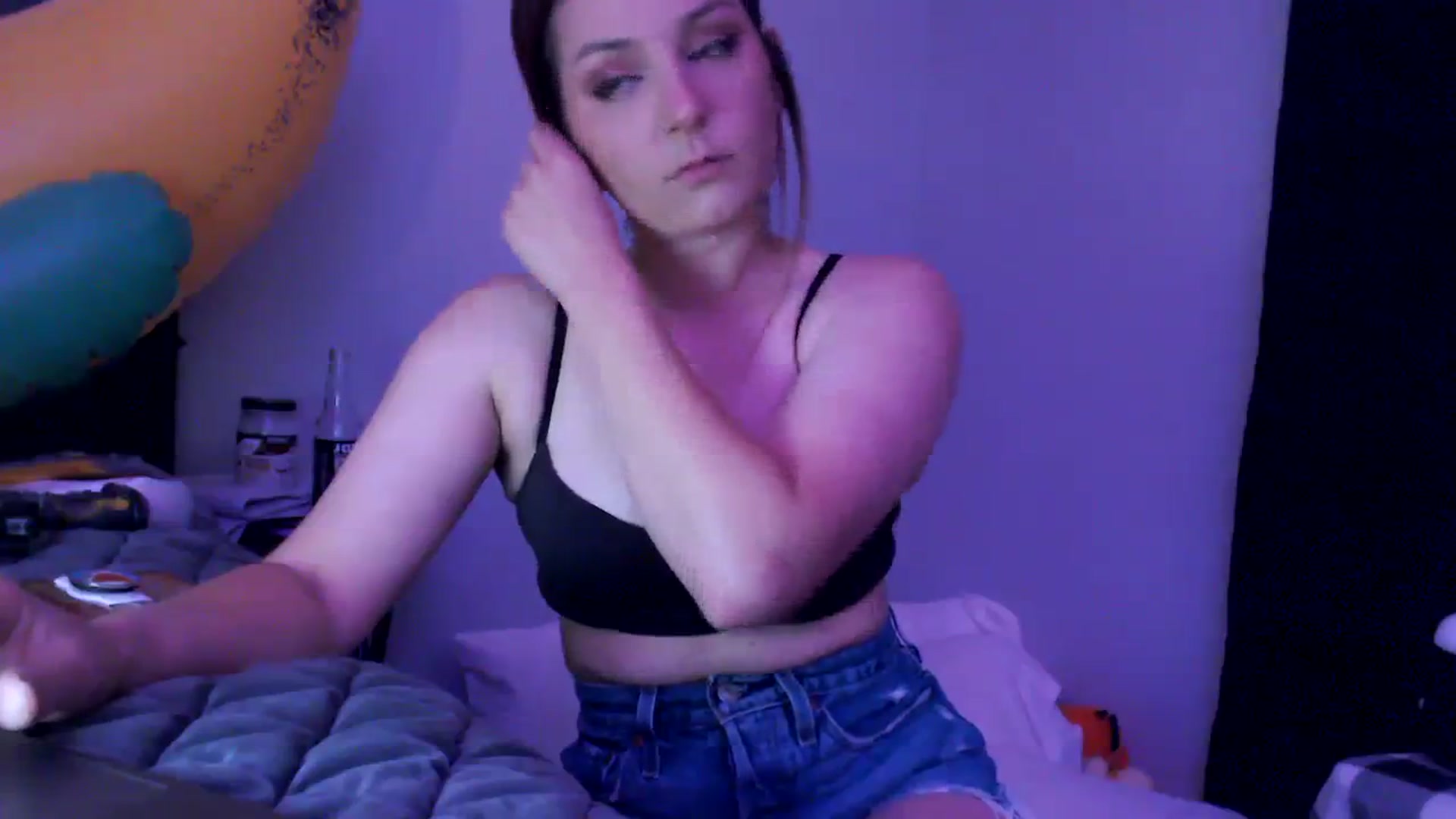 Gallery image thumbnail from EmmyLove's myfreecams stream on, 08/08/2023, 05:54 image 18 of 20