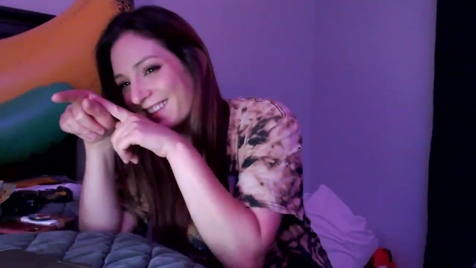 Gallery image thumbnail from EmmyLove's myfreecams stream on, 08/08/2023, 07:22 image 9 of 20