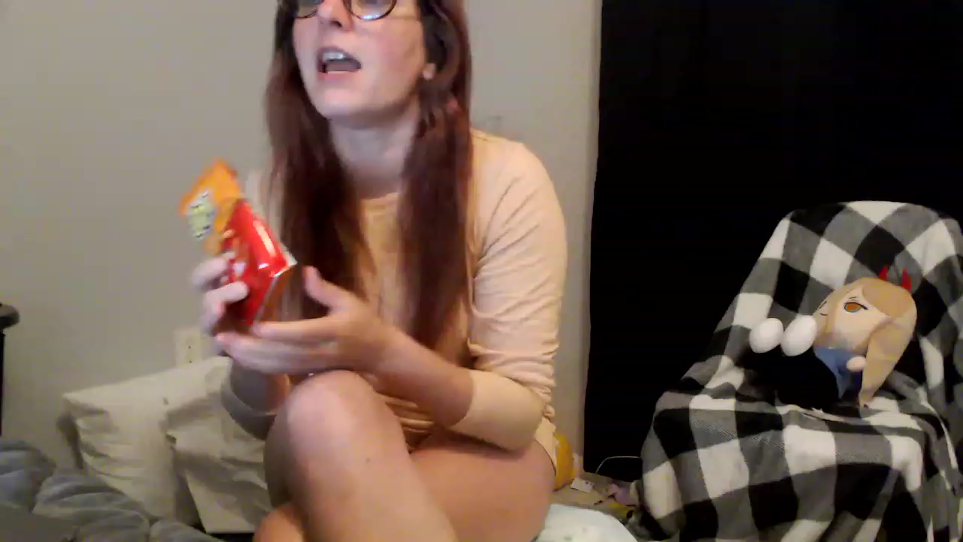 Gallery image thumbnail from EmmyLove's myfreecams stream on, 08/09/2023, 06:09 image 4 of 20