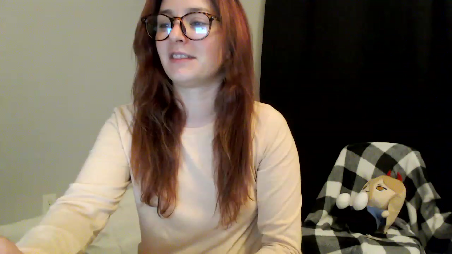 Gallery image thumbnail from EmmyLove's myfreecams stream on, 08/09/2023, 06:50 image 10 of 20