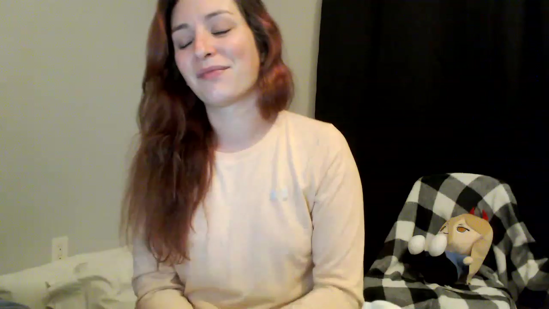 Gallery image thumbnail from EmmyLove's myfreecams stream on, 08/09/2023, 06:50 image 18 of 20