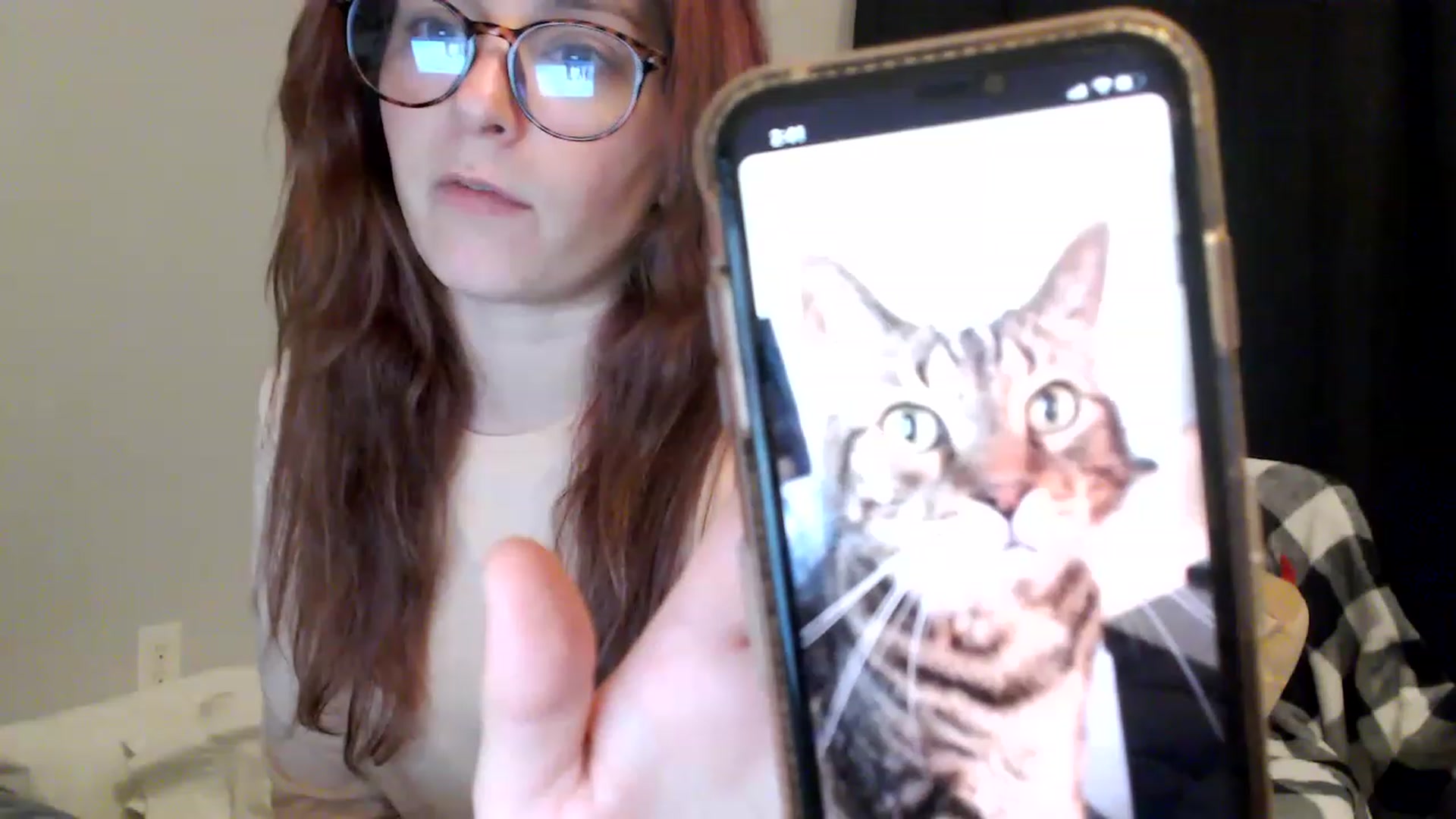 Gallery image thumbnail from EmmyLove's myfreecams stream on, 08/09/2023, 06:50 image 7 of 20