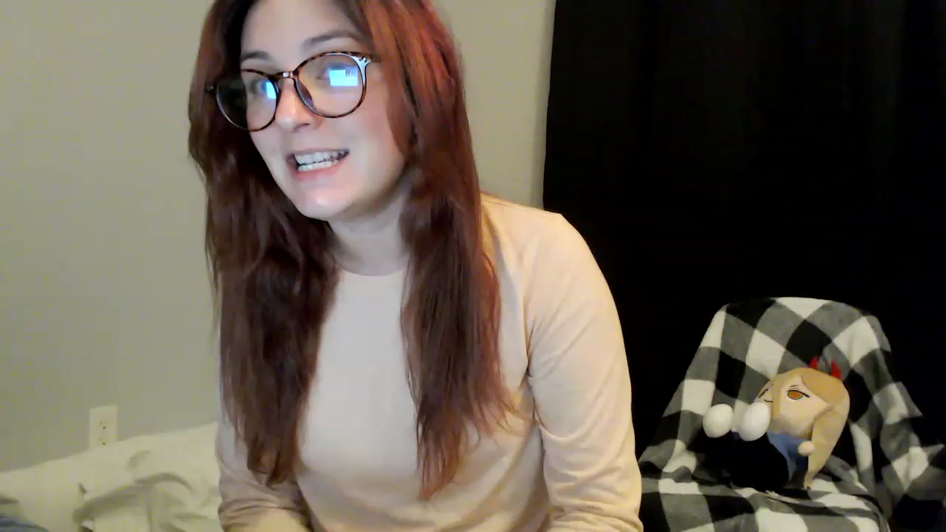 Gallery image thumbnail from EmmyLove's myfreecams stream on, 08/09/2023, 06:50 image 2 of 20