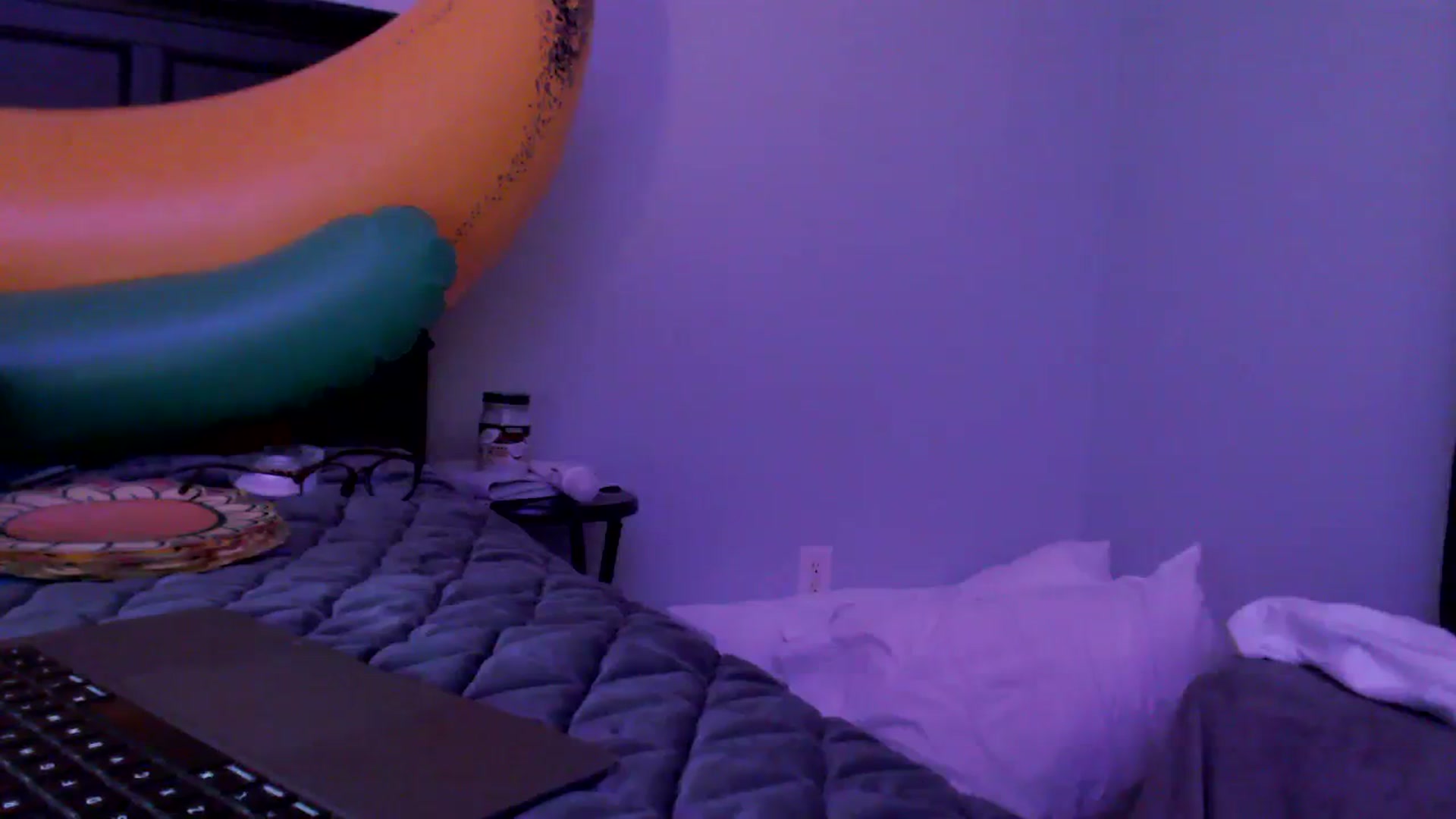 Gallery image thumbnail from EmmyLove's myfreecams stream on, 08/10/2023, 04:37 image 15 of 20