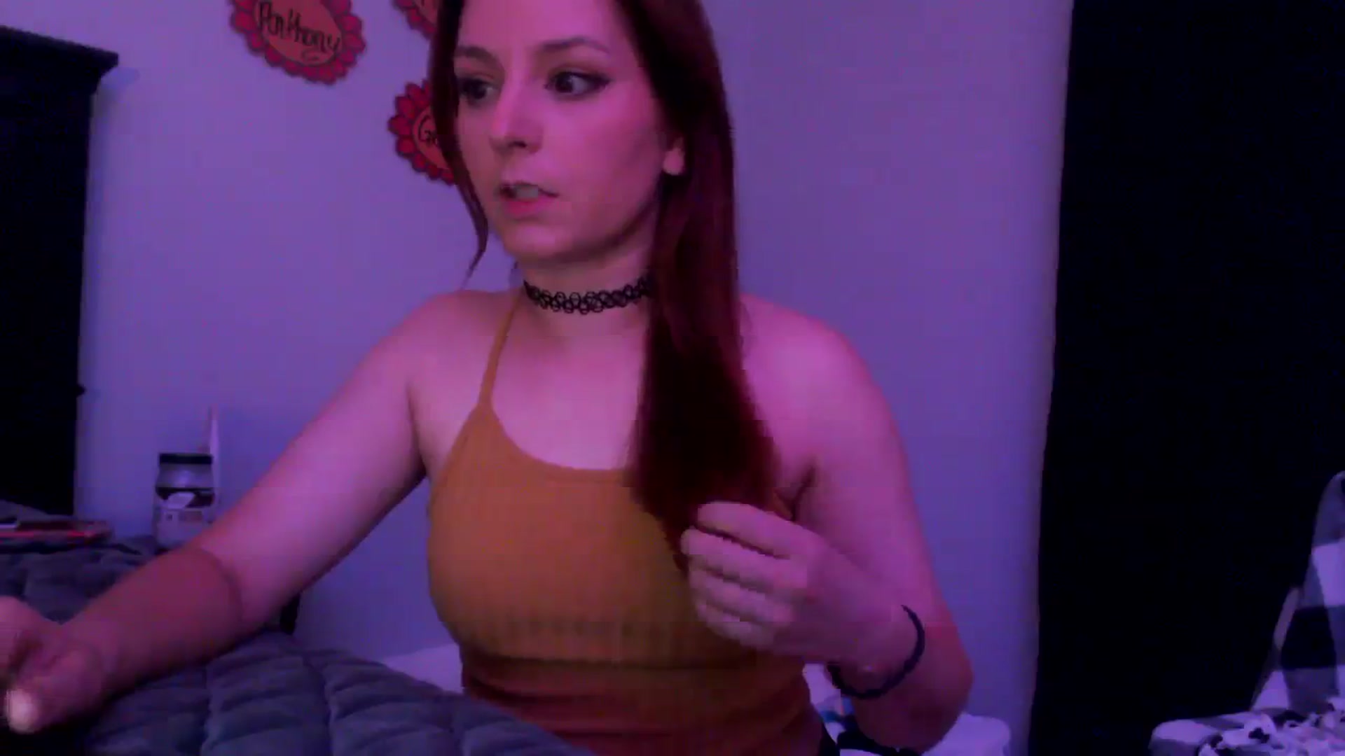 Gallery image thumbnail from EmmyLove's myfreecams stream on, 08/17/2023, 05:33 image 9 of 20