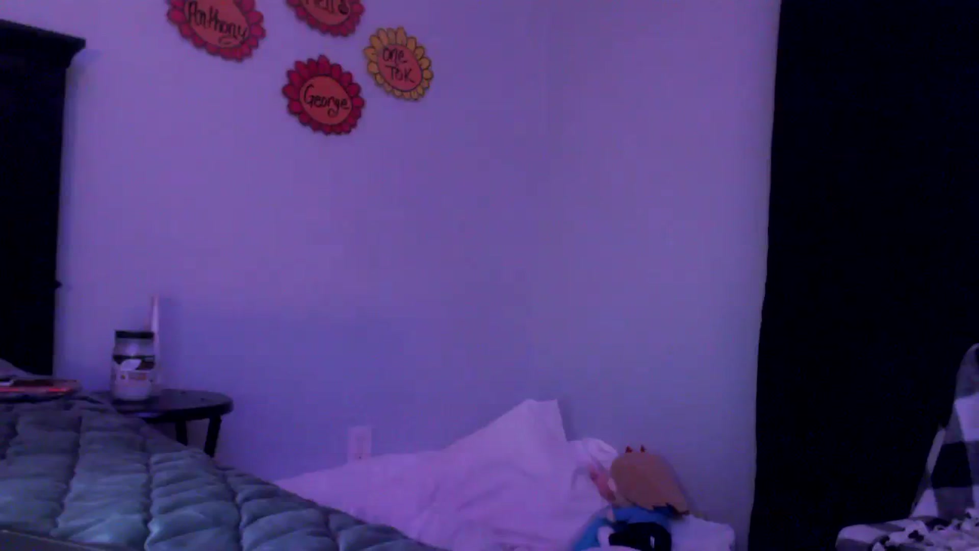 Gallery image thumbnail from EmmyLove's myfreecams stream on, 08/17/2023, 05:33 image 12 of 20