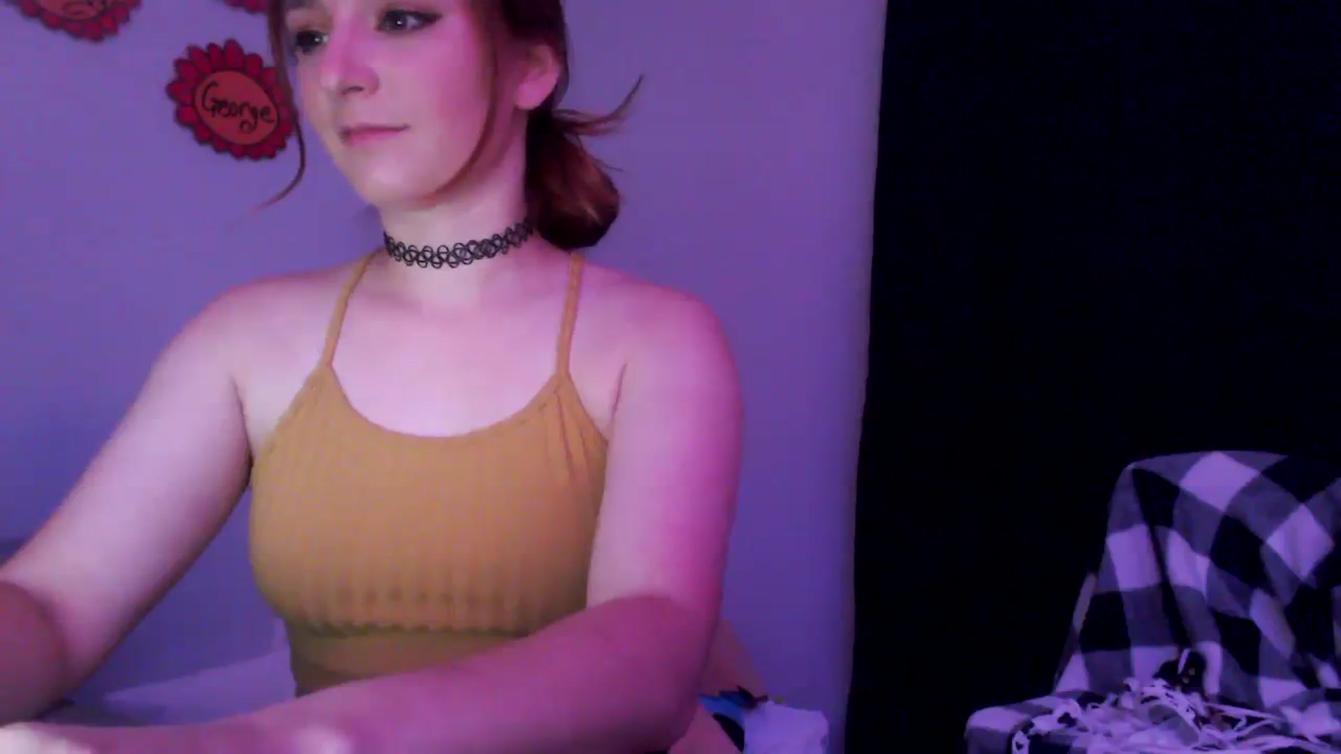 Gallery image thumbnail from EmmyLove's myfreecams stream on, 08/17/2023, 05:33 image 3 of 20