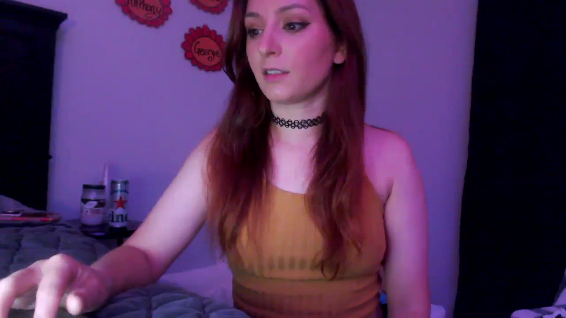 Gallery image thumbnail from EmmyLove's myfreecams stream on, 08/17/2023, 05:33 image 17 of 20