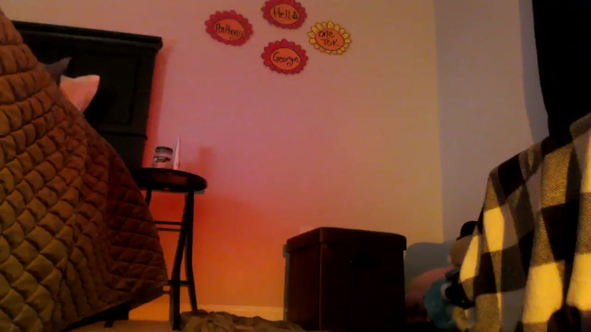 Gallery image thumbnail from EmmyLove's myfreecams stream on, 08/20/2023, 06:04 image 11 of 20