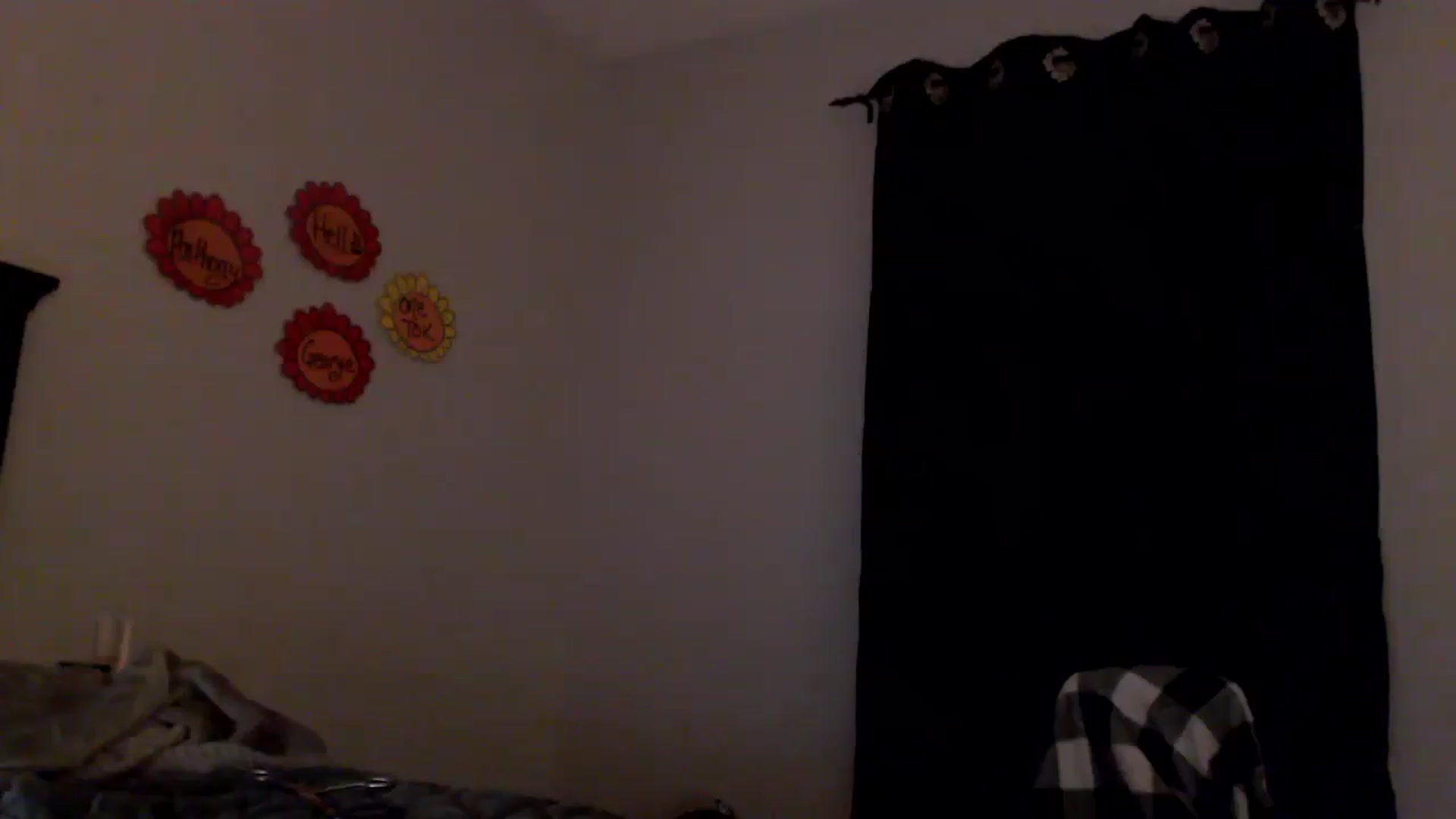 Gallery image thumbnail from EmmyLove's myfreecams stream on, 08/22/2023, 05:01 image 13 of 20