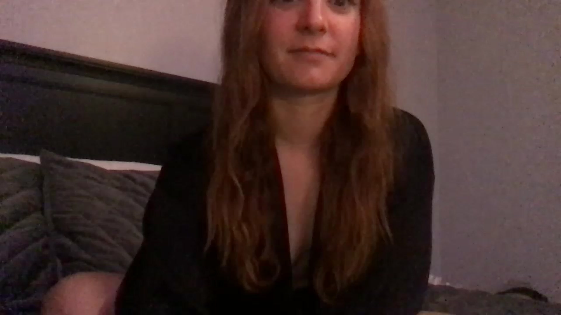 Gallery image thumbnail from EmmyLove's myfreecams stream on, 08/25/2023, 06:15 image 15 of 20
