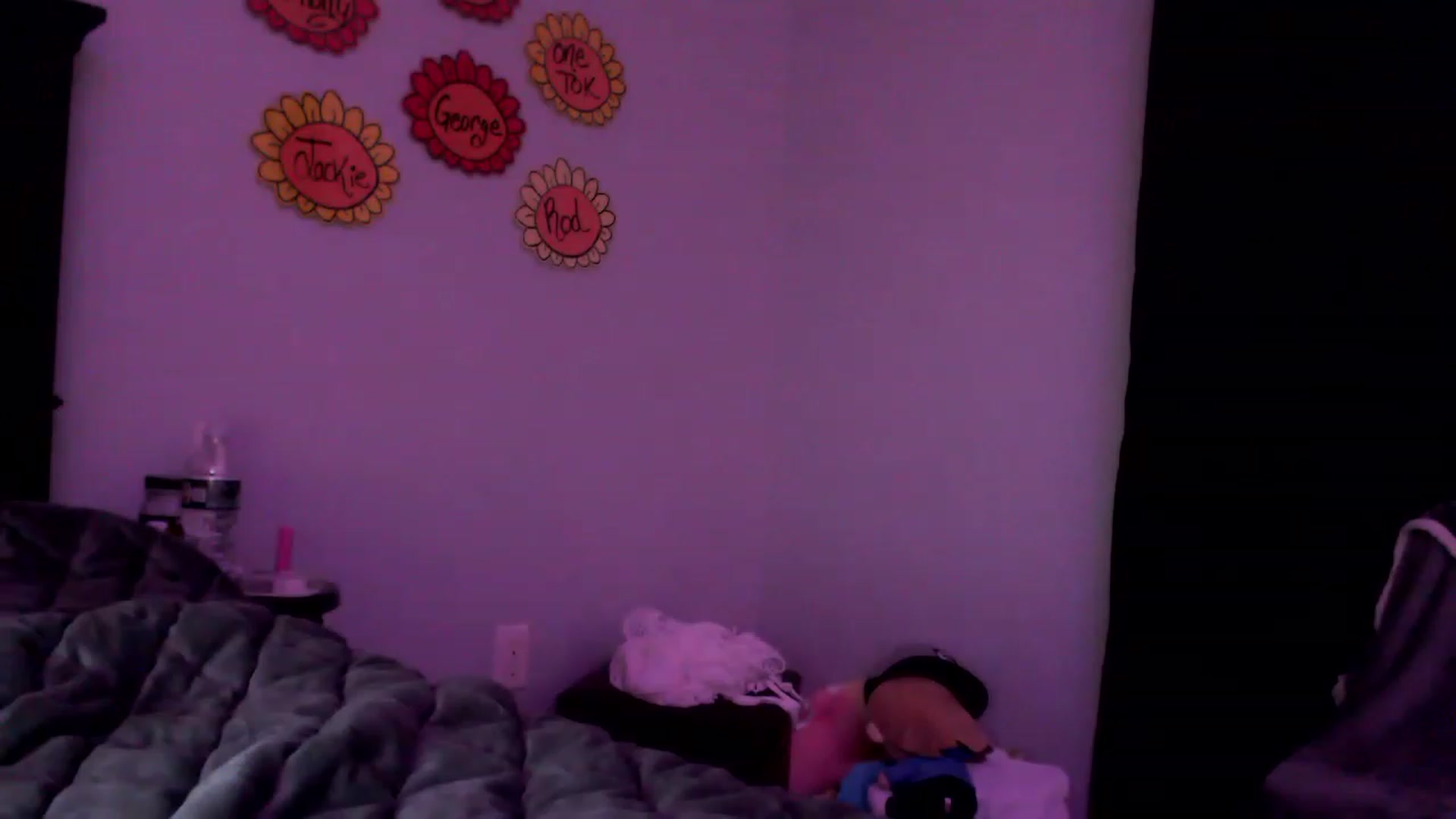 Gallery image thumbnail from EmmyLove's myfreecams stream on, 08/28/2023, 06:38 image 9 of 20