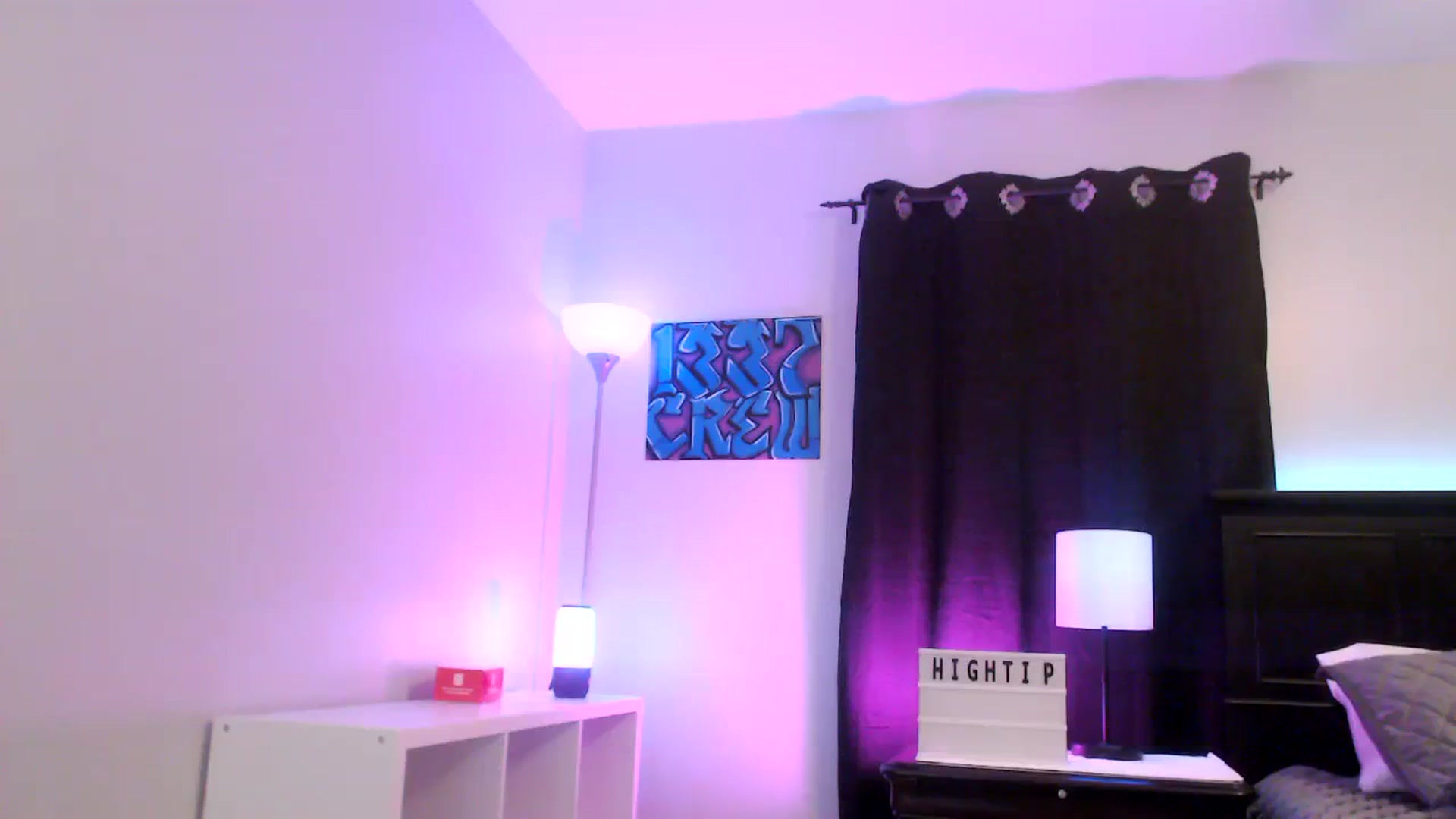 Gallery image thumbnail from EmmyLove's myfreecams stream on, 08/31/2023, 05:45 image 18 of 20
