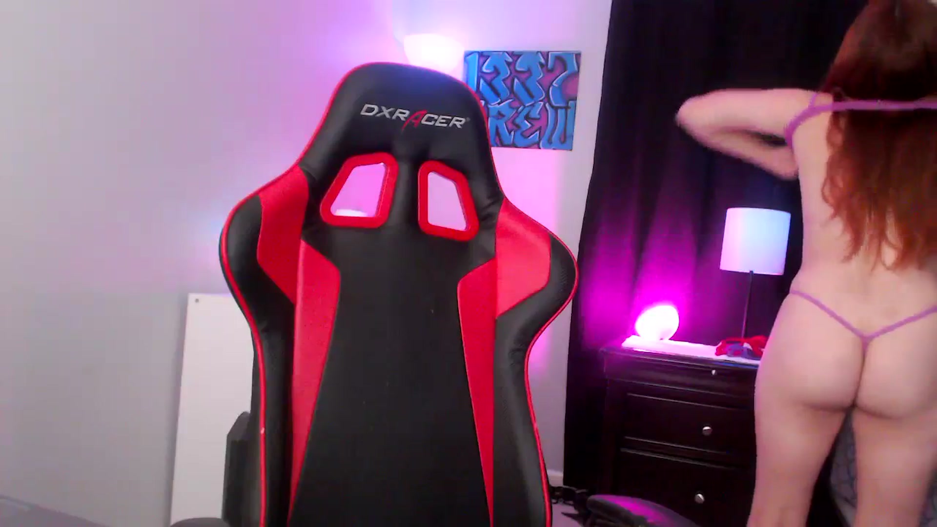 Gallery image thumbnail from EmmyLove's myfreecams stream on, 09/08/2023, 06:07 image 10 of 20