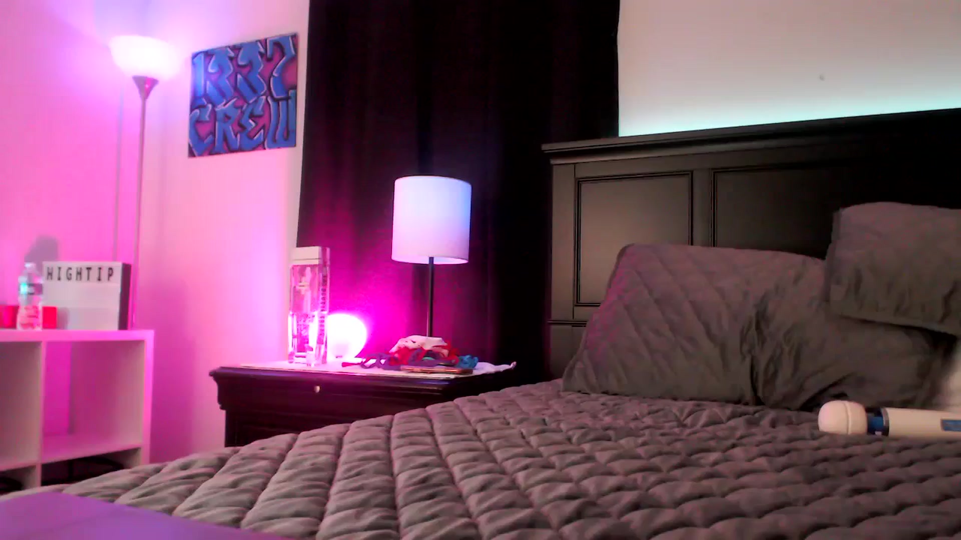 Gallery image thumbnail from EmmyLove's myfreecams stream on, 09/08/2023, 06:07 image 20 of 20