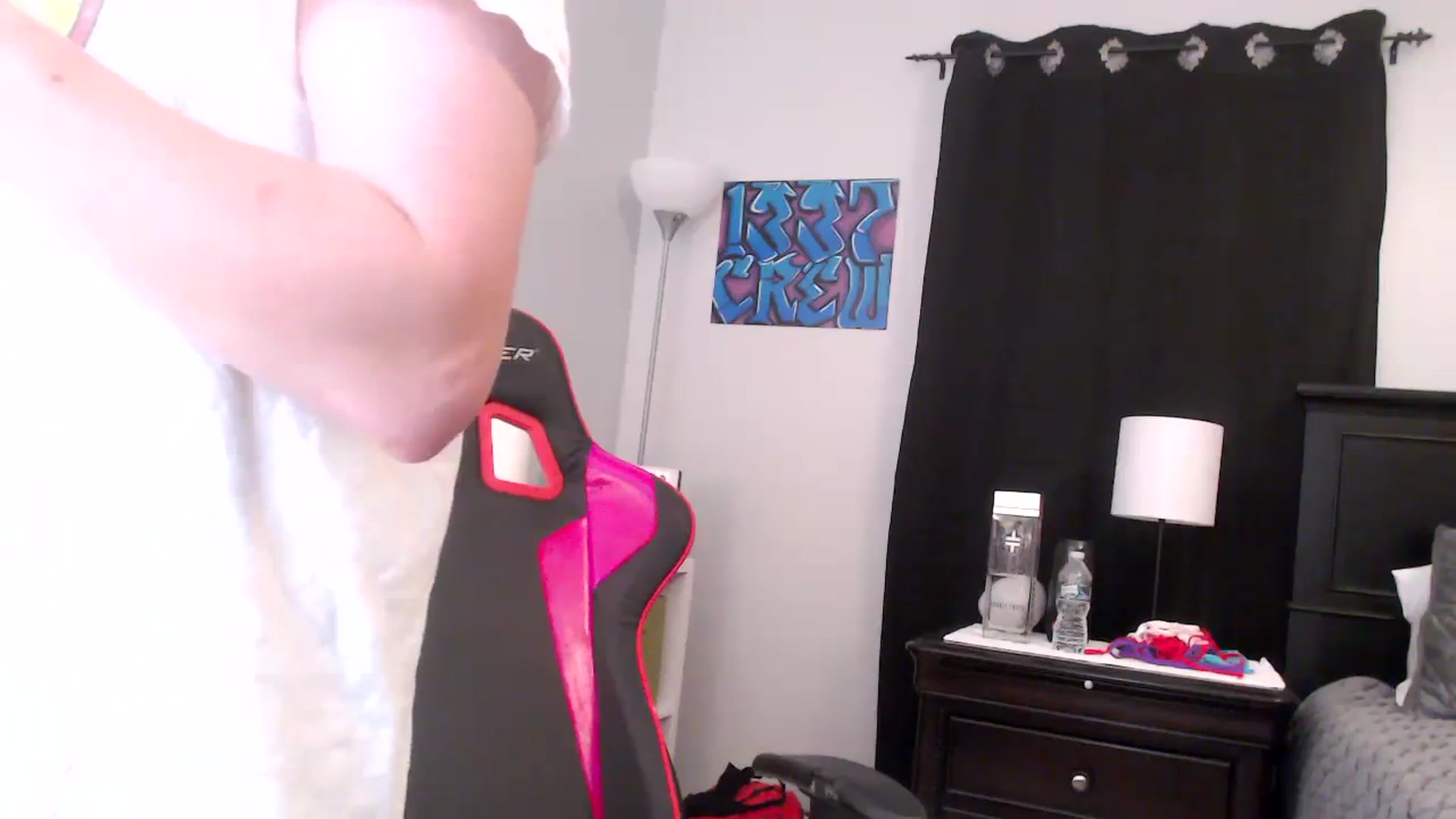 Gallery image thumbnail from EmmyLove's myfreecams stream on, 09/12/2023, 05:22 image 18 of 20