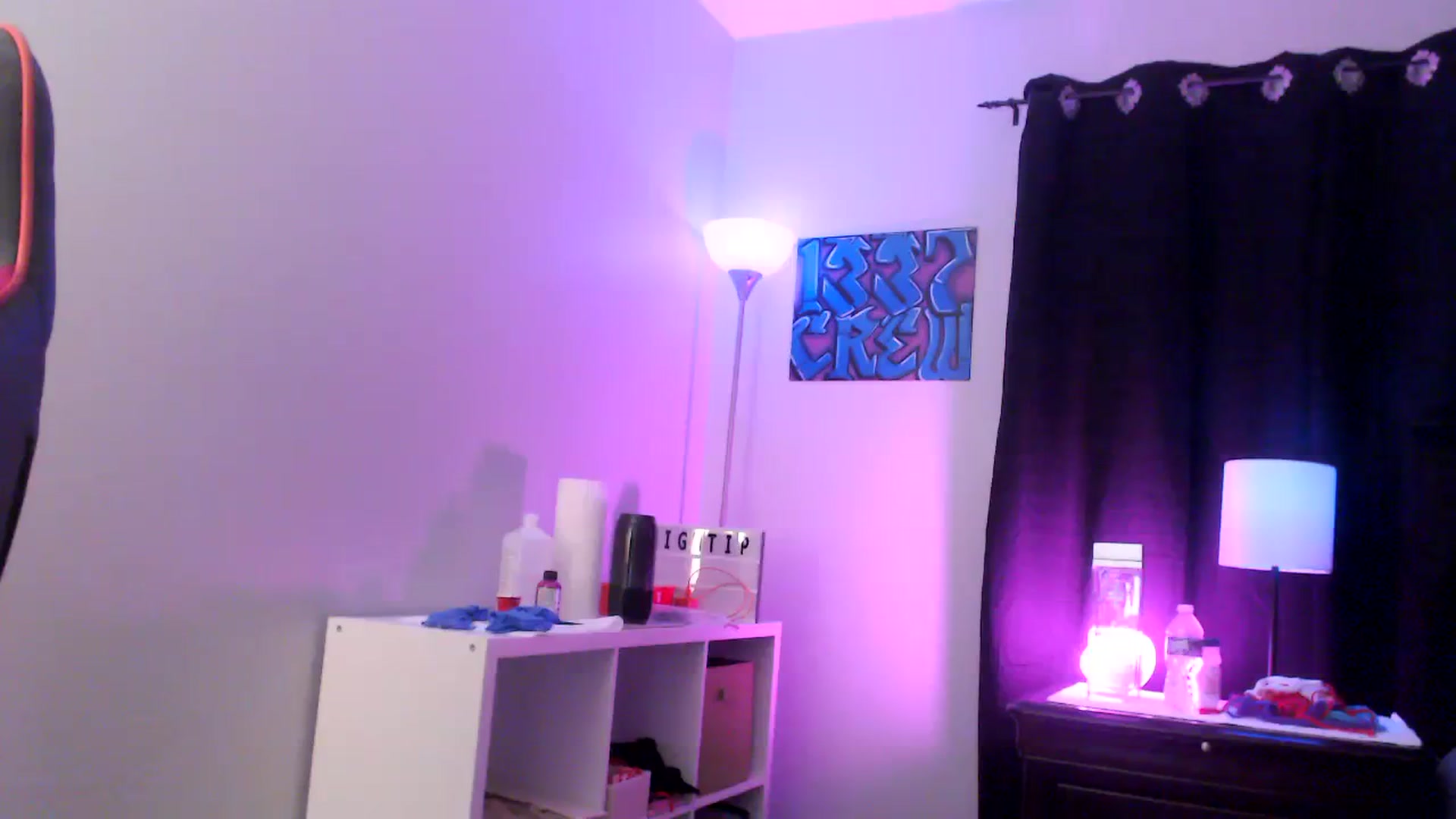 Gallery image thumbnail from EmmyLove's myfreecams stream on, 09/16/2023, 05:17 image 3 of 20