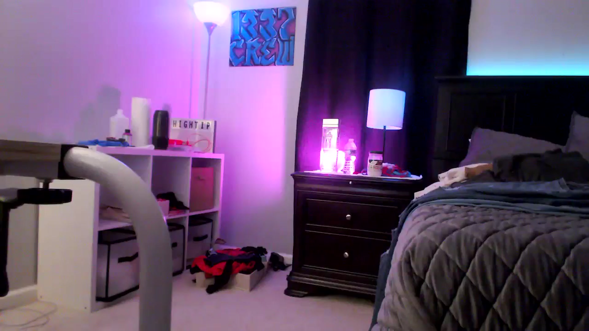 Gallery image thumbnail from EmmyLove's myfreecams stream on, 09/16/2023, 07:55 image 4 of 20