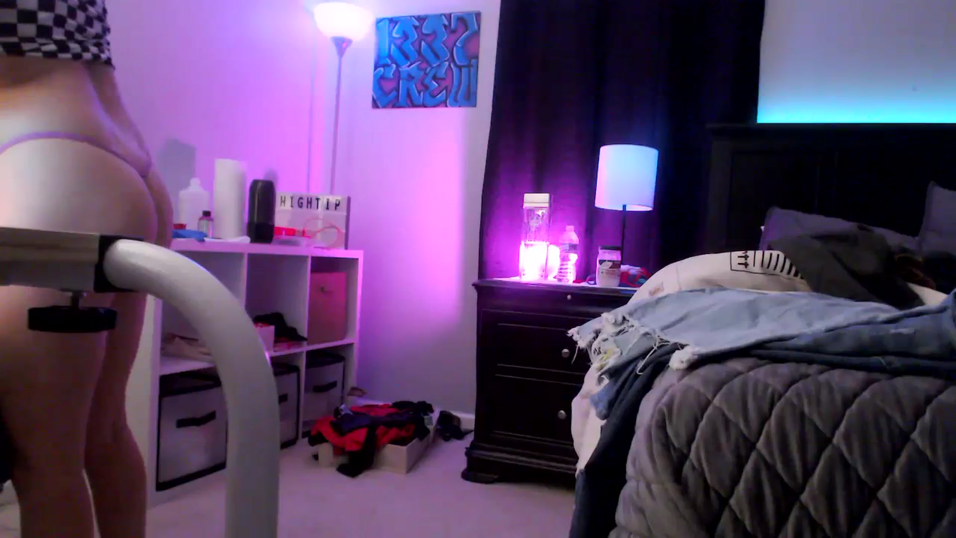 Gallery image thumbnail from EmmyLove's myfreecams stream on, 09/16/2023, 07:55 image 9 of 20