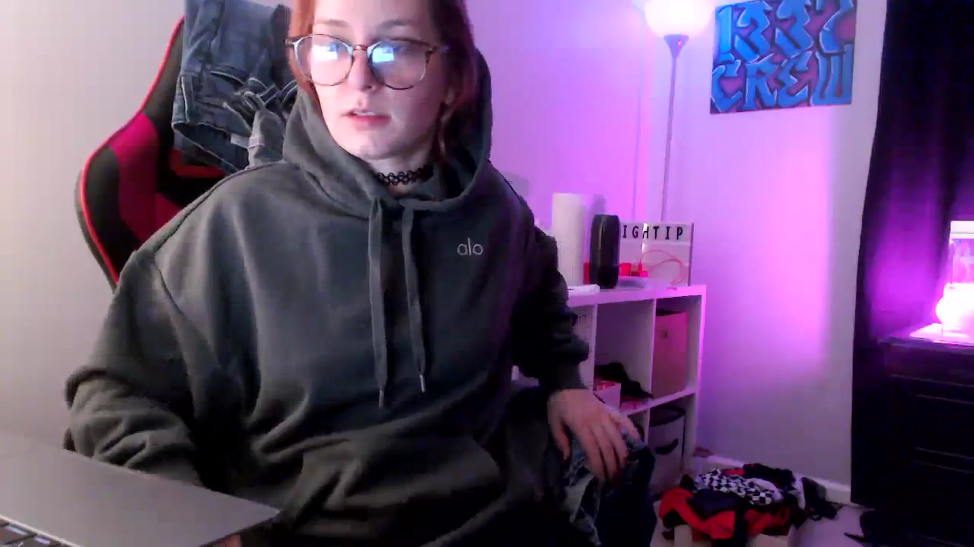 Gallery image thumbnail from EmmyLove's myfreecams stream on, 09/16/2023, 07:55 image 13 of 20