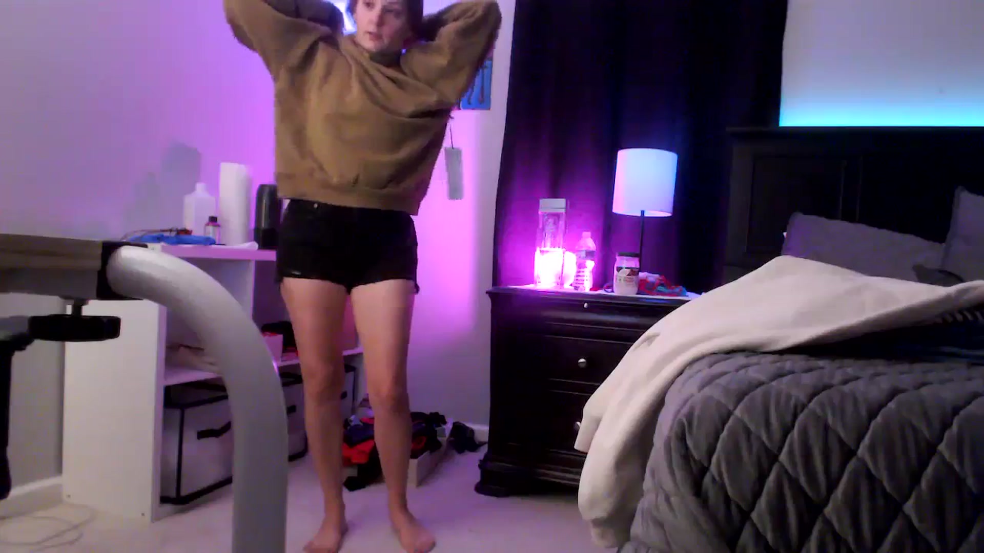 Gallery image thumbnail from EmmyLove's myfreecams stream on, 09/16/2023, 07:55 image 5 of 20