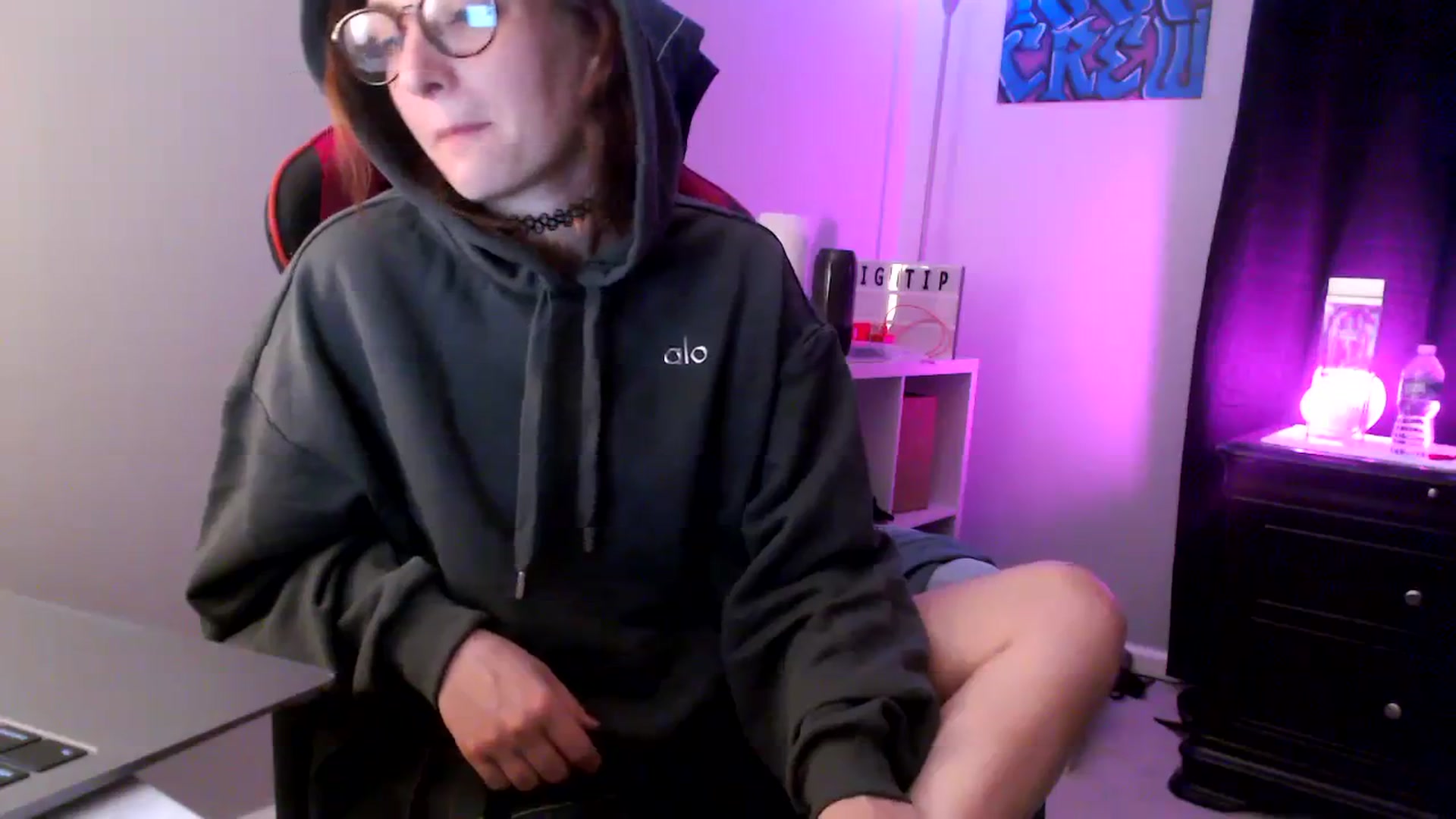 Gallery image thumbnail from EmmyLove's myfreecams stream on, 09/16/2023, 07:55 image 18 of 20