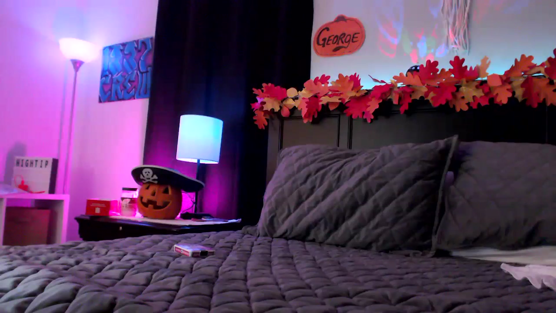 Gallery image thumbnail from EmmyLove's myfreecams stream on, 10/08/2023, 05:28 image 10 of 20