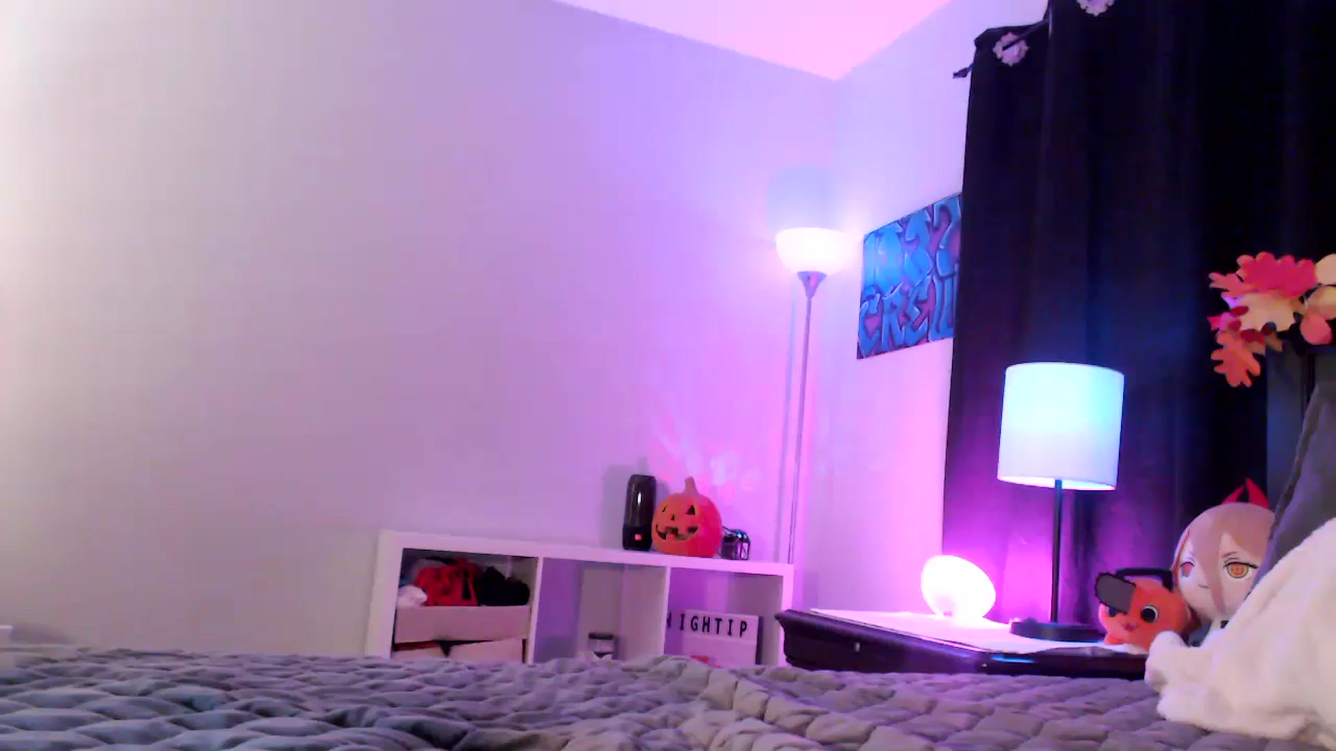 Gallery image thumbnail from EmmyLove's myfreecams stream on, 10/14/2023, 08:07 image 10 of 20
