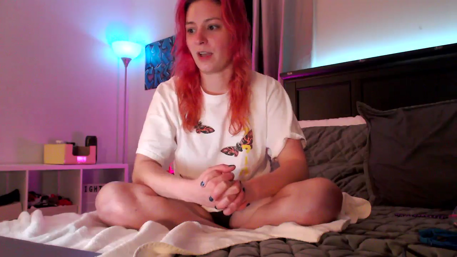 Gallery image thumbnail from EmmyLove's myfreecams stream on, 01/05/2024, 06:49 image 5 of 20