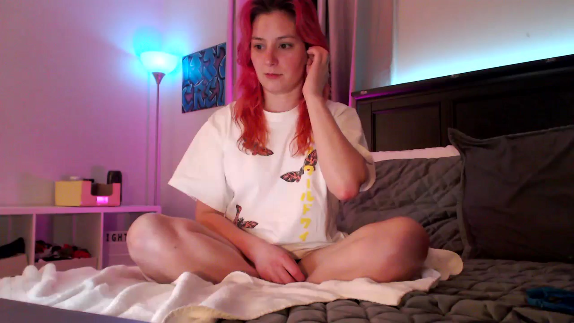 Gallery image thumbnail from EmmyLove's myfreecams stream on, 01/05/2024, 06:49 image 8 of 20