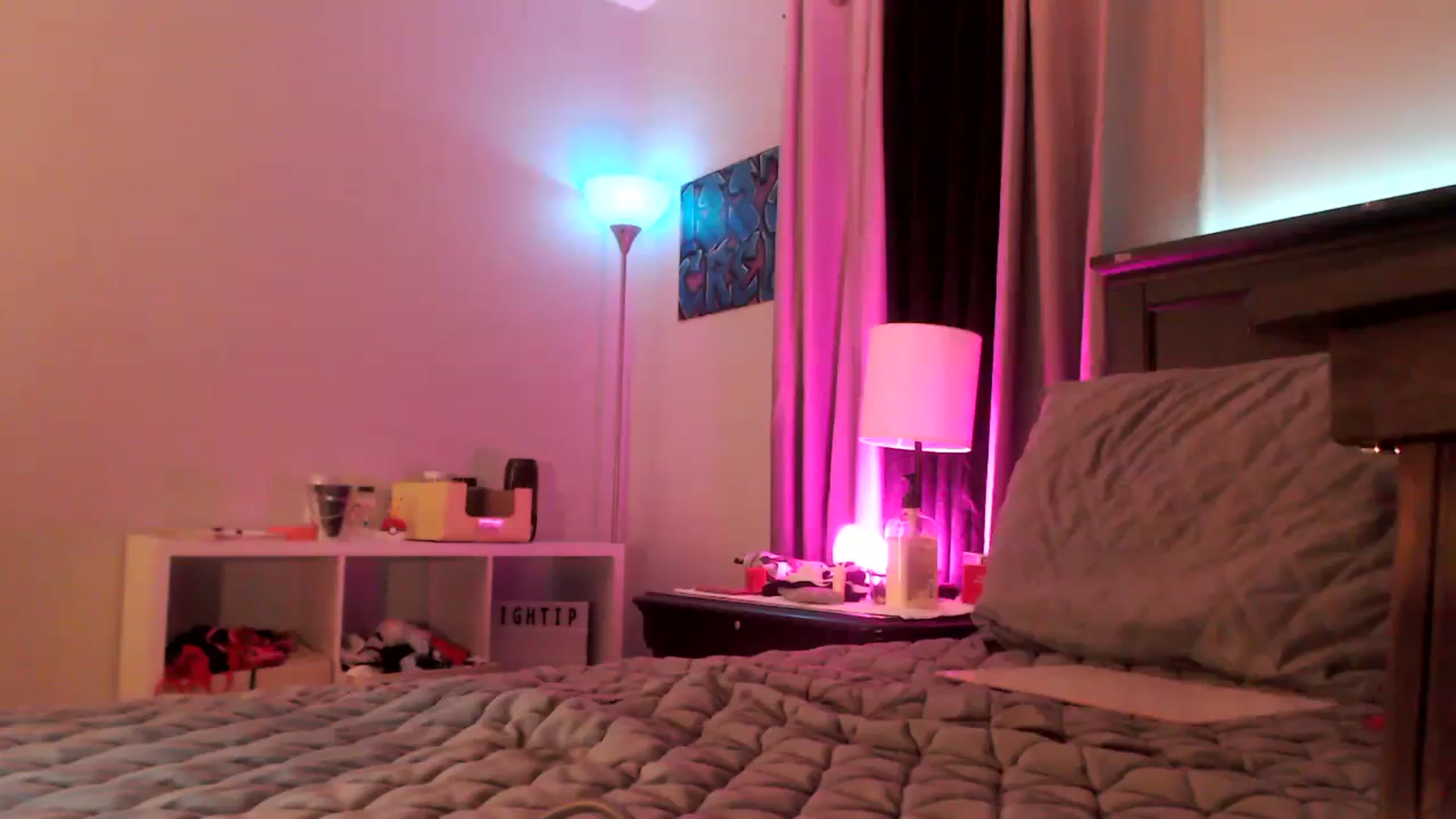 Gallery image thumbnail from EmmyLove's myfreecams stream on, 01/27/2024, 06:38 image 10 of 20