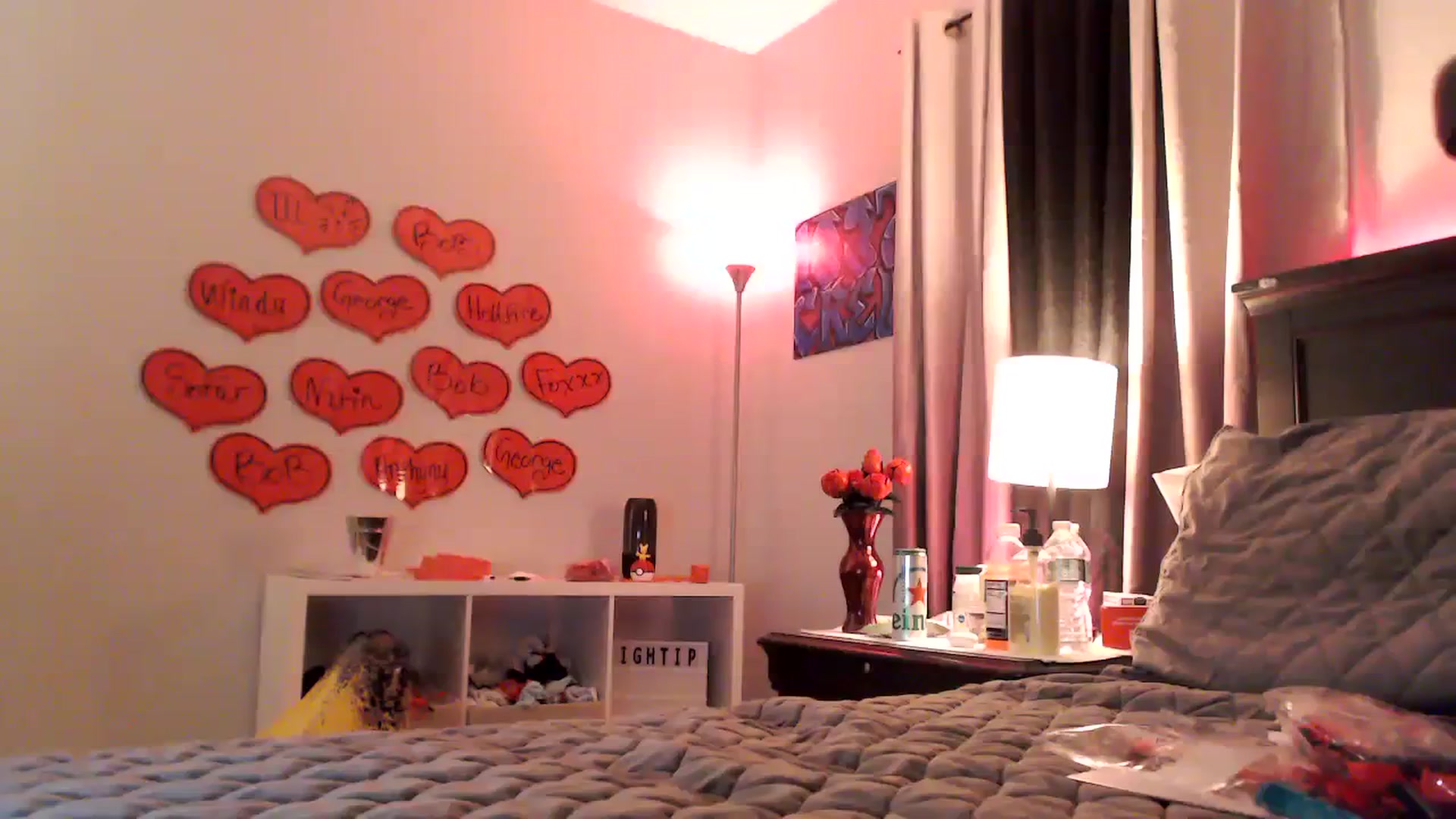 Gallery image thumbnail from EmmyLove's myfreecams stream on, 02/13/2024, 08:04 image 10 of 20