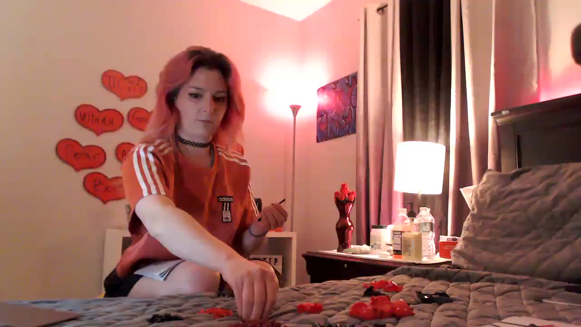 Gallery image thumbnail from EmmyLove's myfreecams stream on, 02/13/2024, 08:04 image 1 of 20