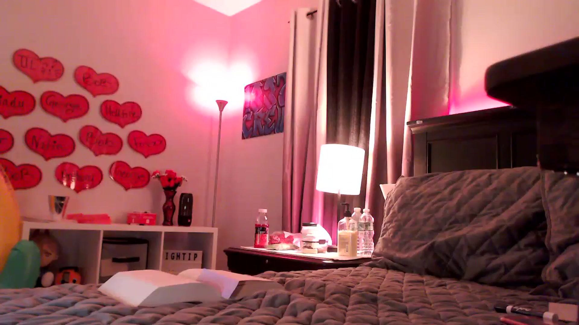 Gallery image thumbnail from EmmyLove's myfreecams stream on, 02/14/2024, 07:24 image 18 of 20