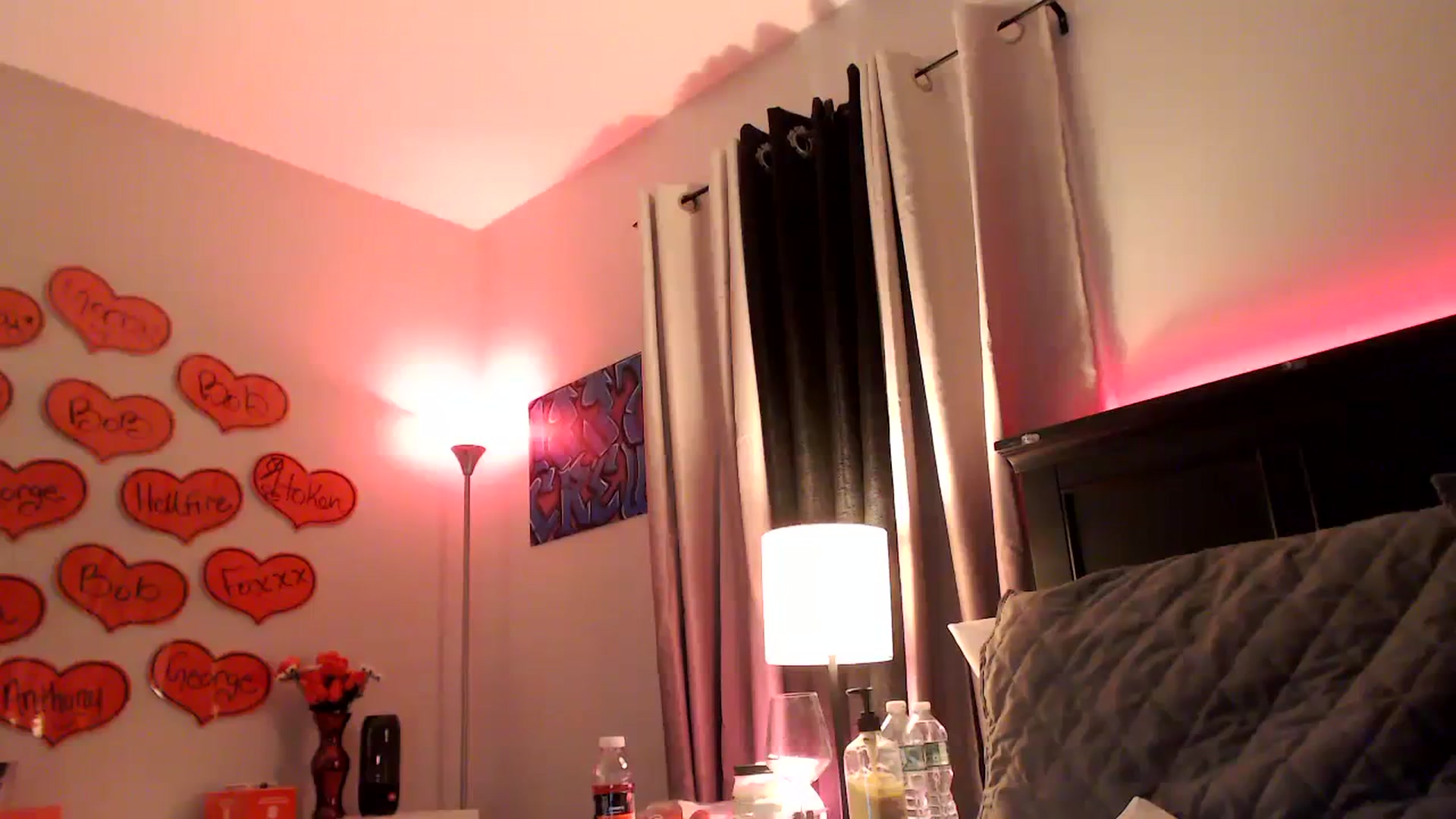 Gallery image thumbnail from EmmyLove's myfreecams stream on, 02/14/2024, 08:53 image 11 of 20