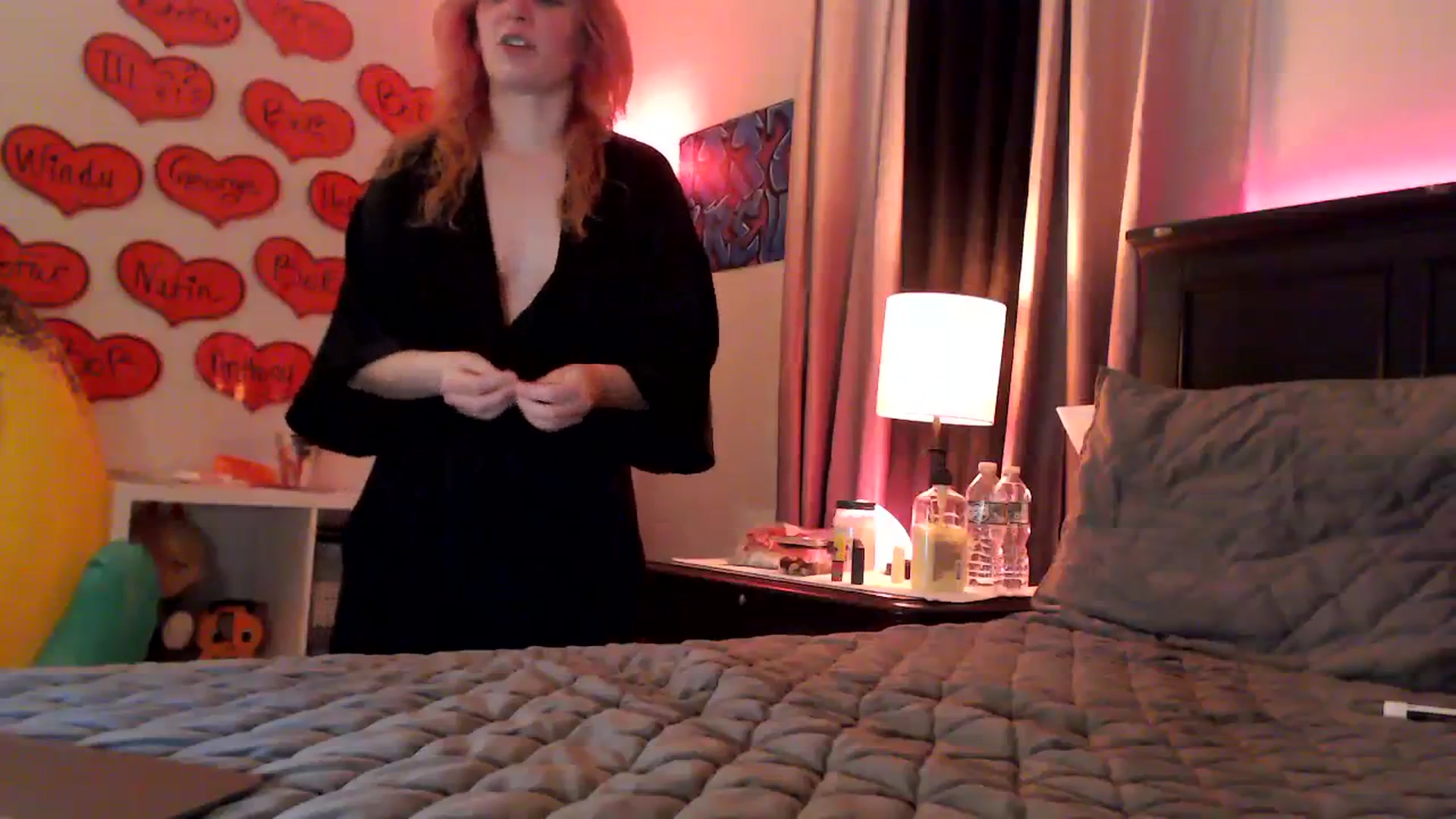 Gallery image thumbnail from EmmyLove's myfreecams stream on, 02/19/2024, 06:40 image 18 of 20