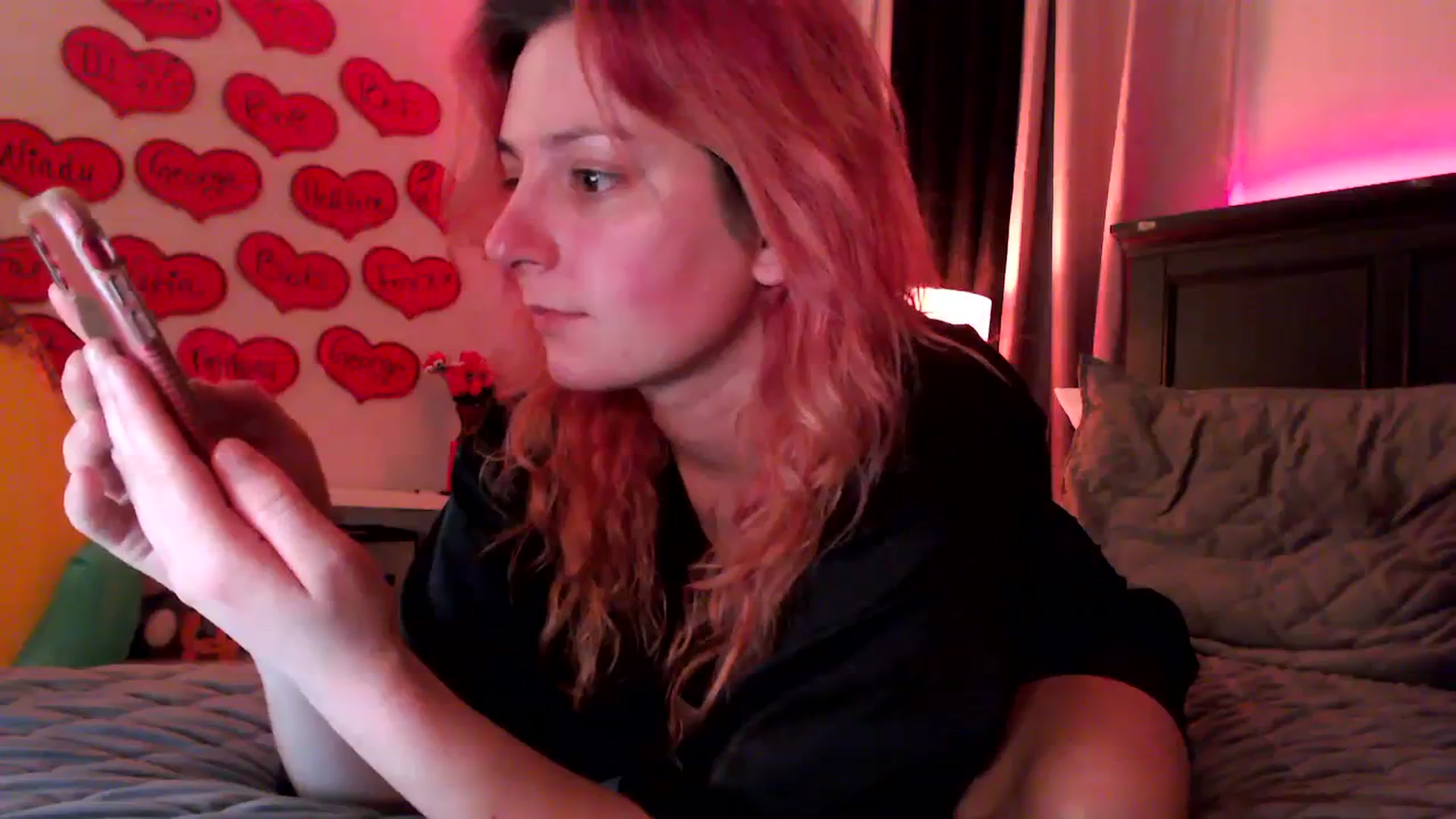 Gallery image thumbnail from EmmyLove's myfreecams stream on, 02/19/2024, 07:23 image 17 of 20