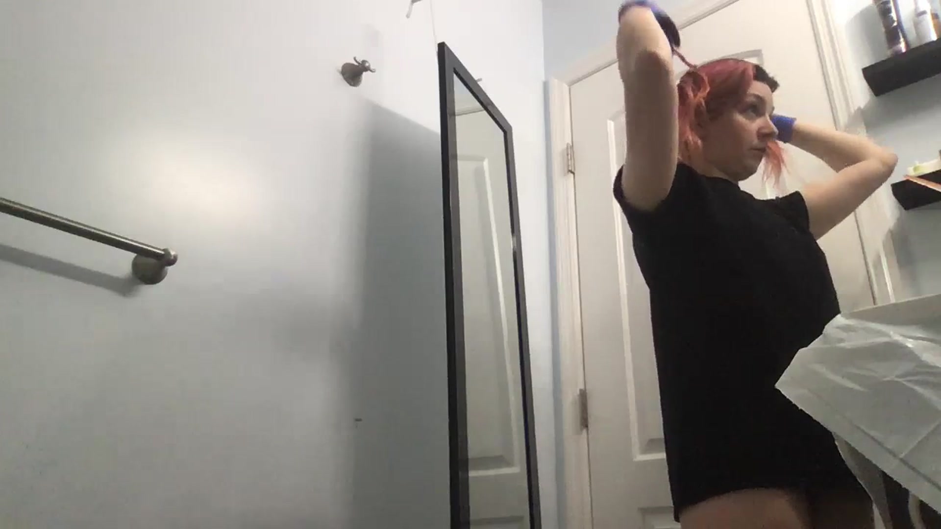 Gallery image thumbnail from EmmyLove's myfreecams stream on, 02/20/2024, 05:42 image 13 of 20