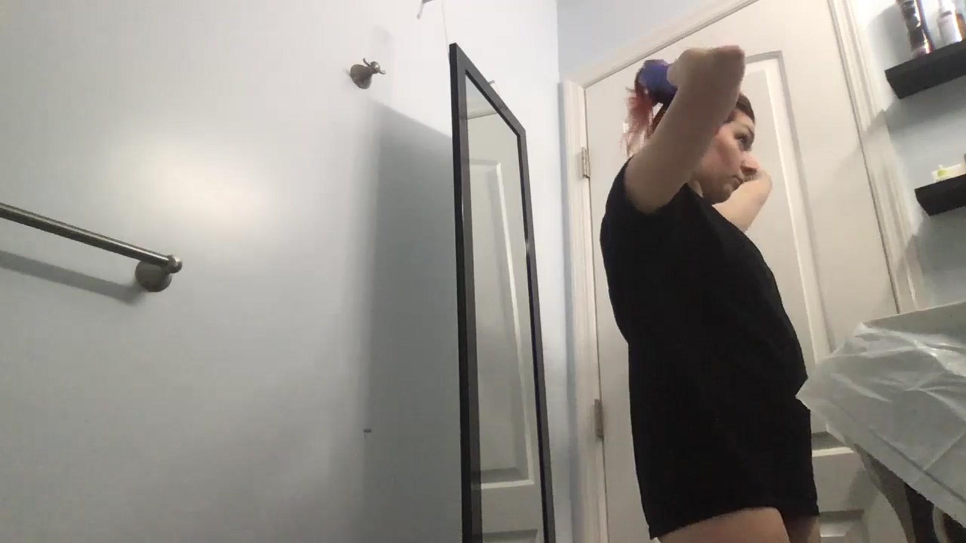 Gallery image thumbnail from EmmyLove's myfreecams stream on, 02/20/2024, 05:42 image 14 of 20