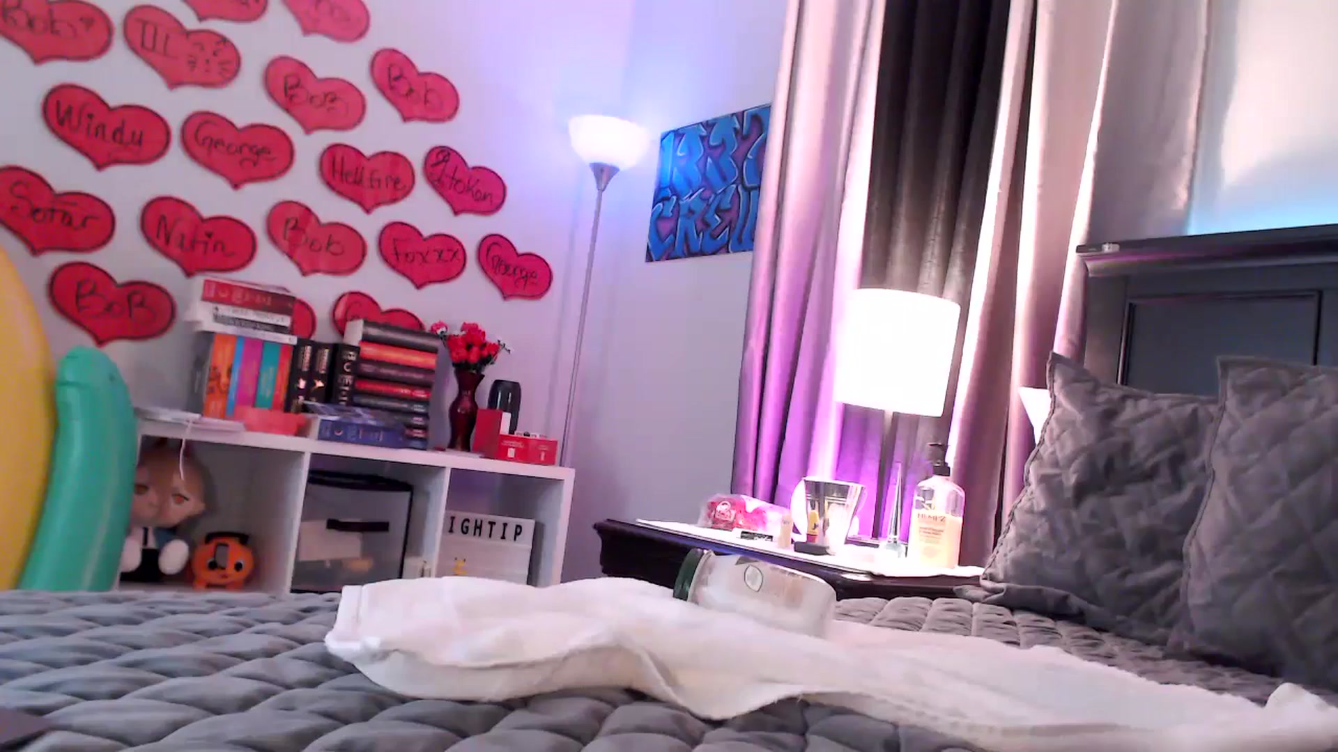 Gallery image thumbnail from EmmyLove's myfreecams stream on, 02/24/2024, 08:33 image 11 of 20
