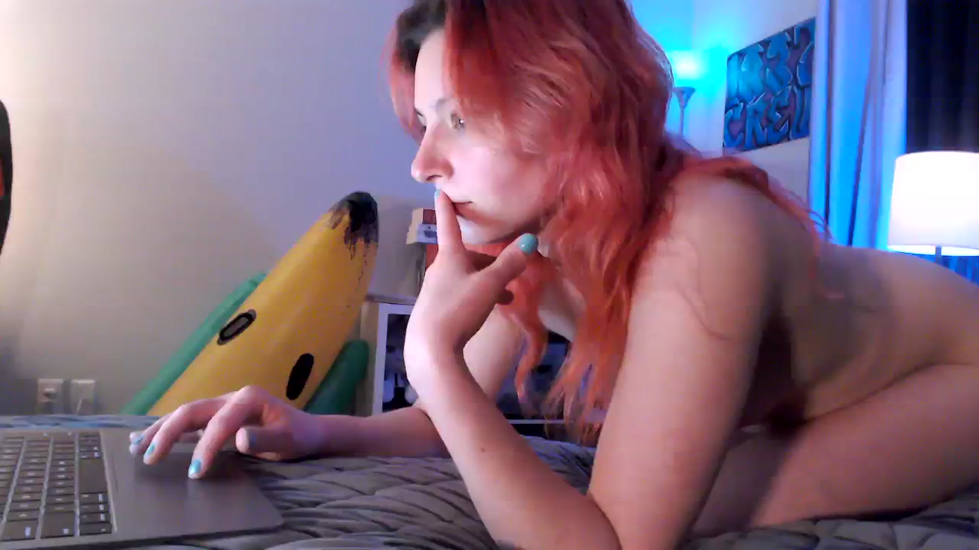 Gallery image thumbnail from EmmyLove's myfreecams stream on, 03/05/2024, 06:37 image 3 of 20