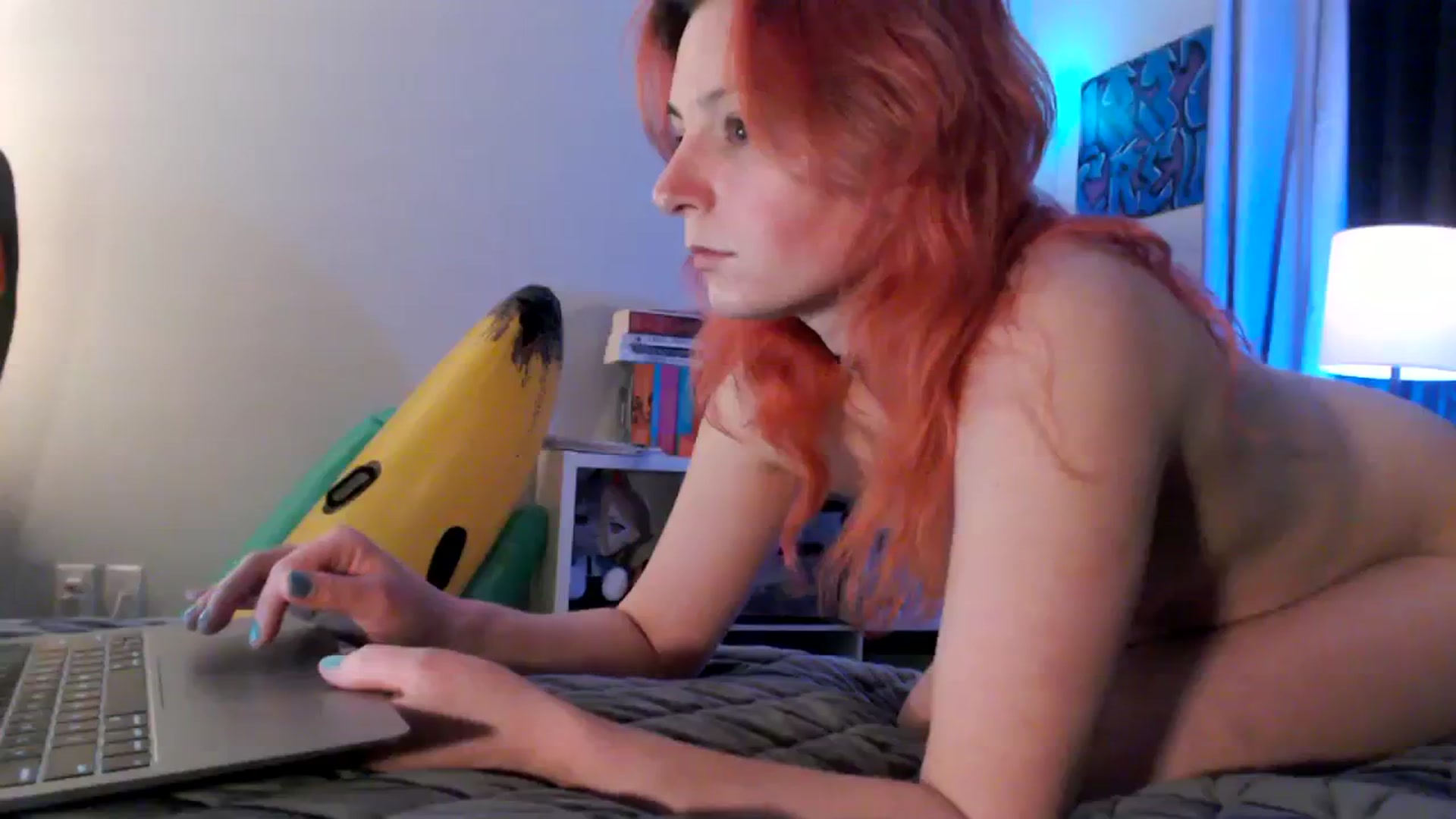 Gallery image thumbnail from EmmyLove's myfreecams stream on, 03/05/2024, 06:37 image 4 of 20