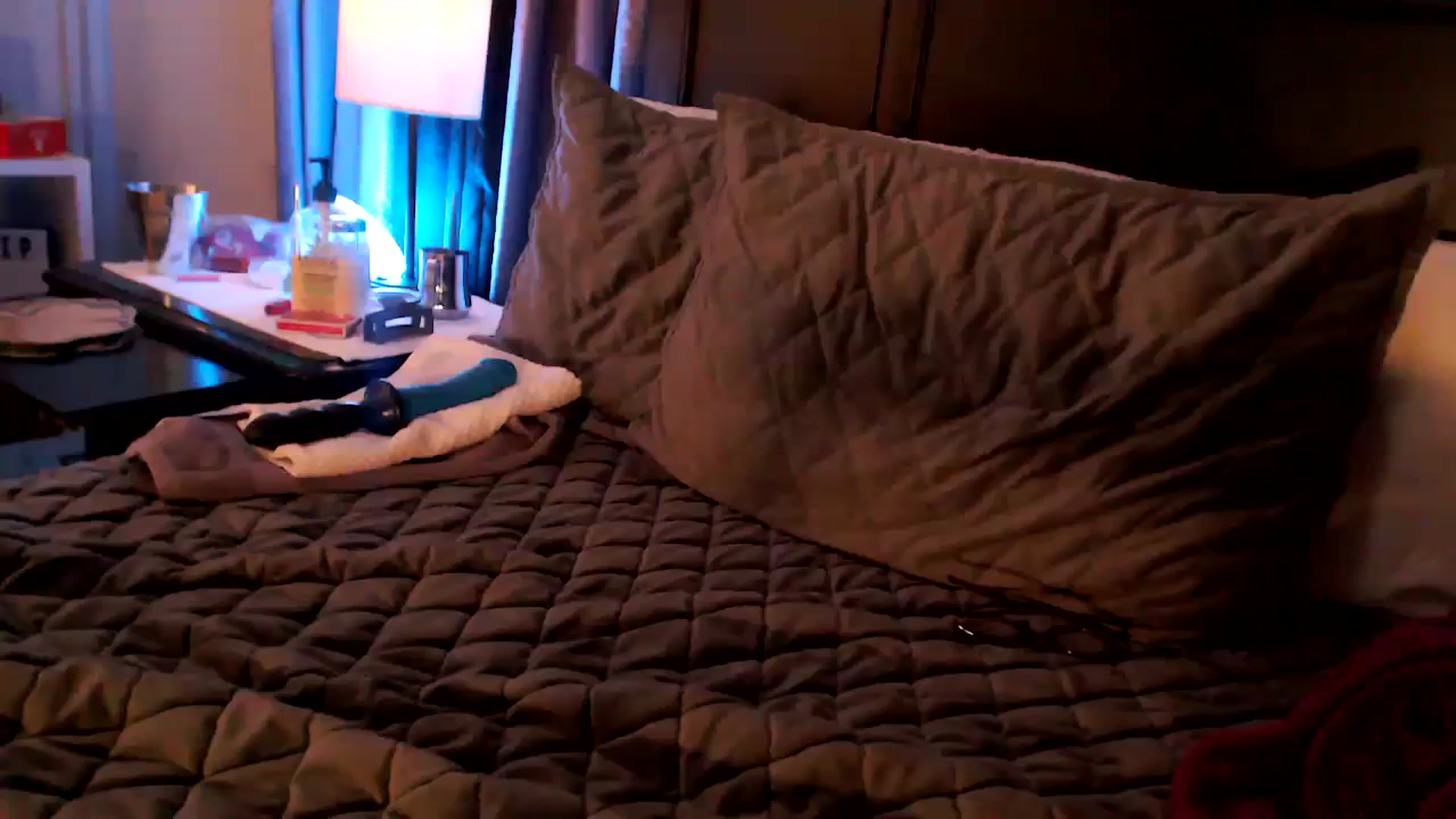 Gallery image thumbnail from EmmyLove's myfreecams stream on, 03/10/2024, 06:58 image 14 of 20