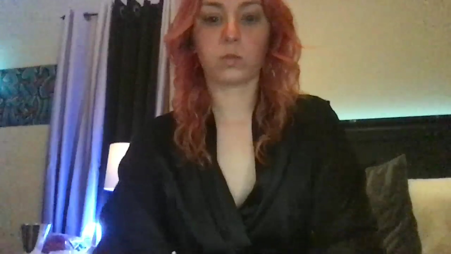 Gallery image thumbnail from EmmyLove's myfreecams stream on, 03/13/2024, 05:43 image 8 of 20