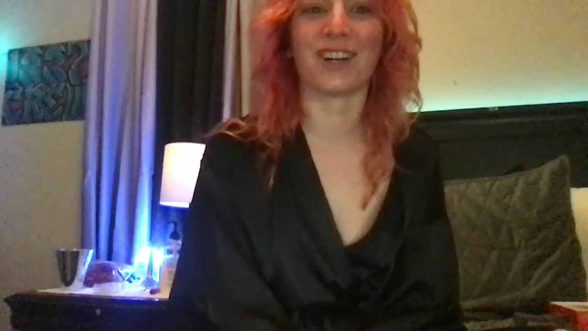Gallery image thumbnail from EmmyLove's myfreecams stream on, 03/13/2024, 06:16 image 3 of 20